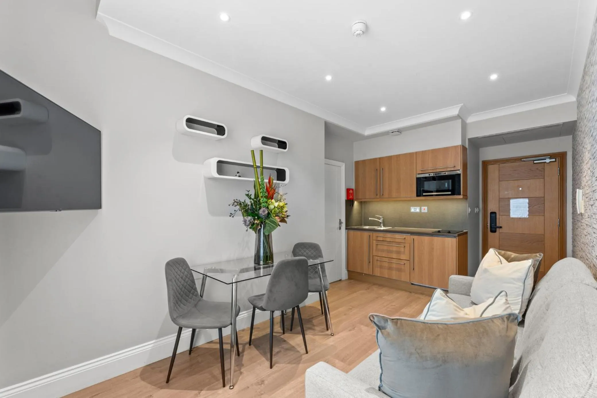 TV and multimedia in Cleveland Residences Russell Square