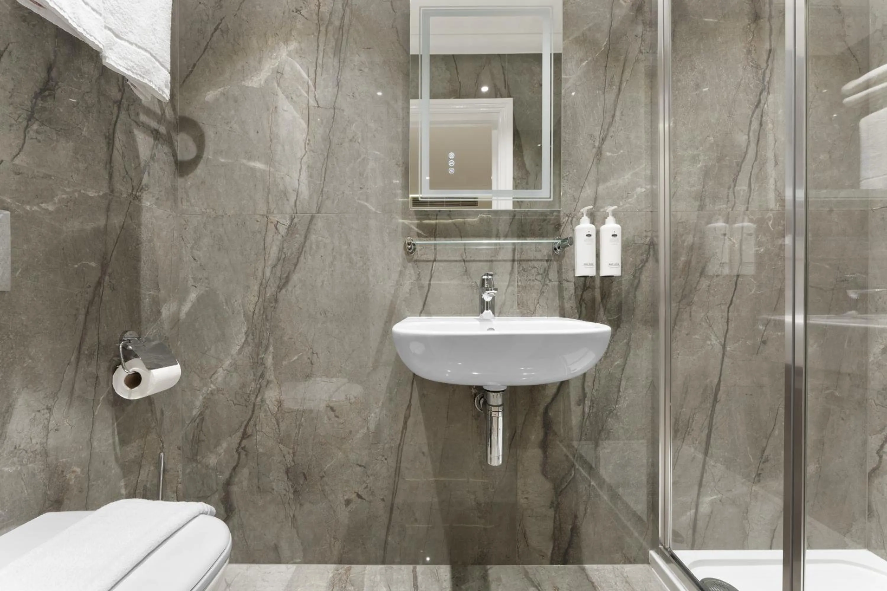 Shower in Cleveland Residences Russell Square