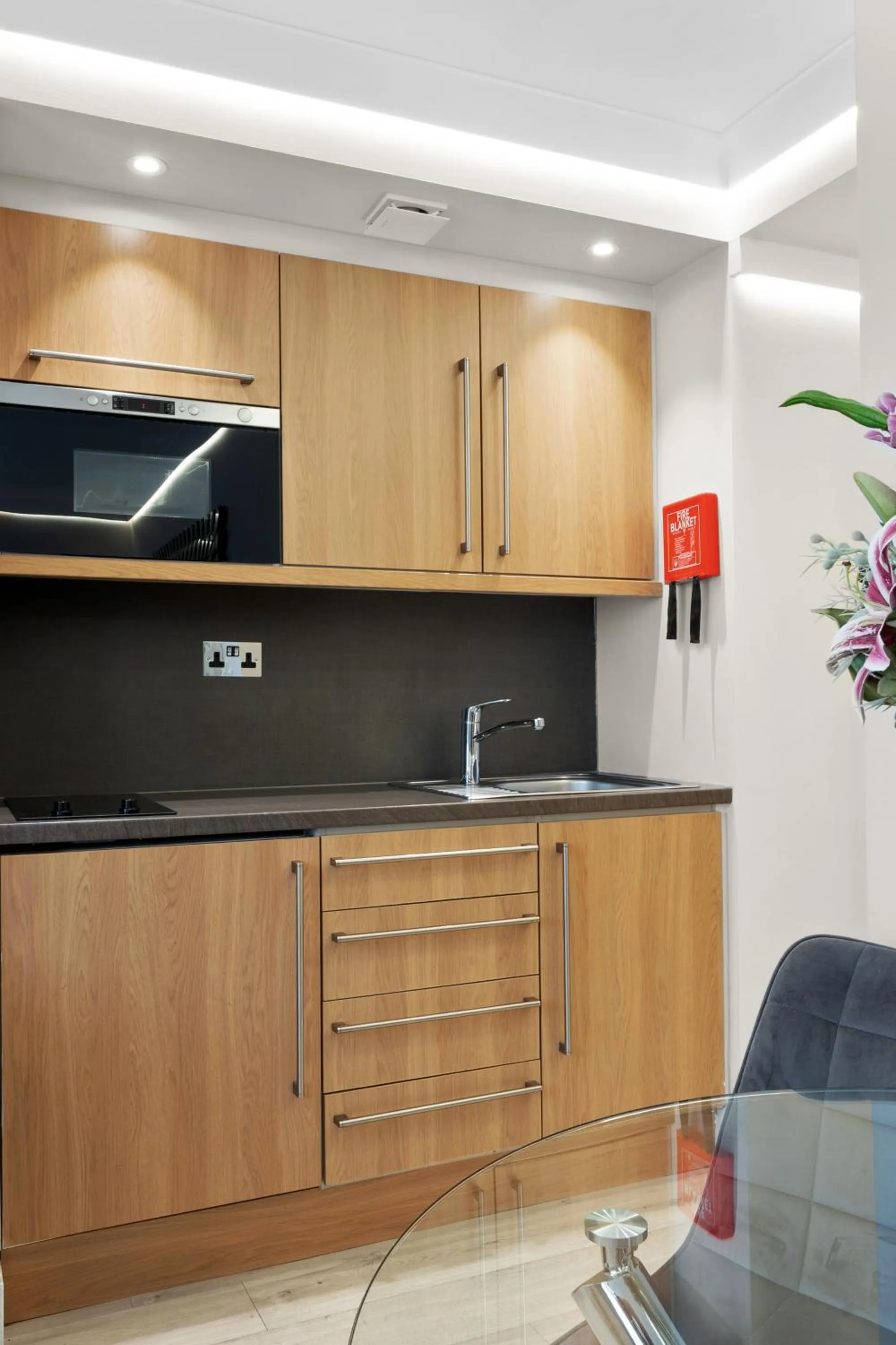 Kitchen or kitchenette in Cleveland Residences Russell Square