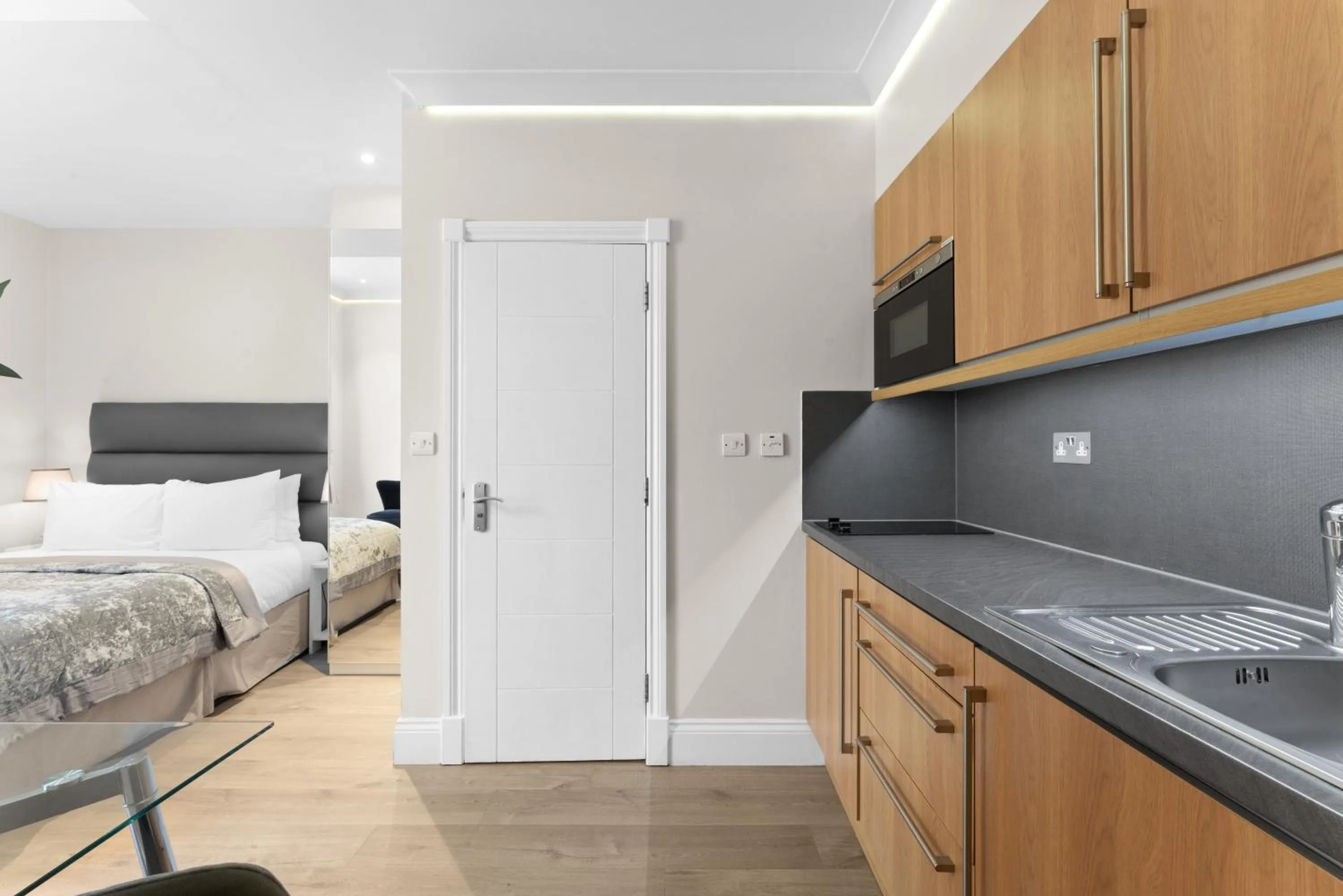 Bed in Cleveland Residences Russell Square