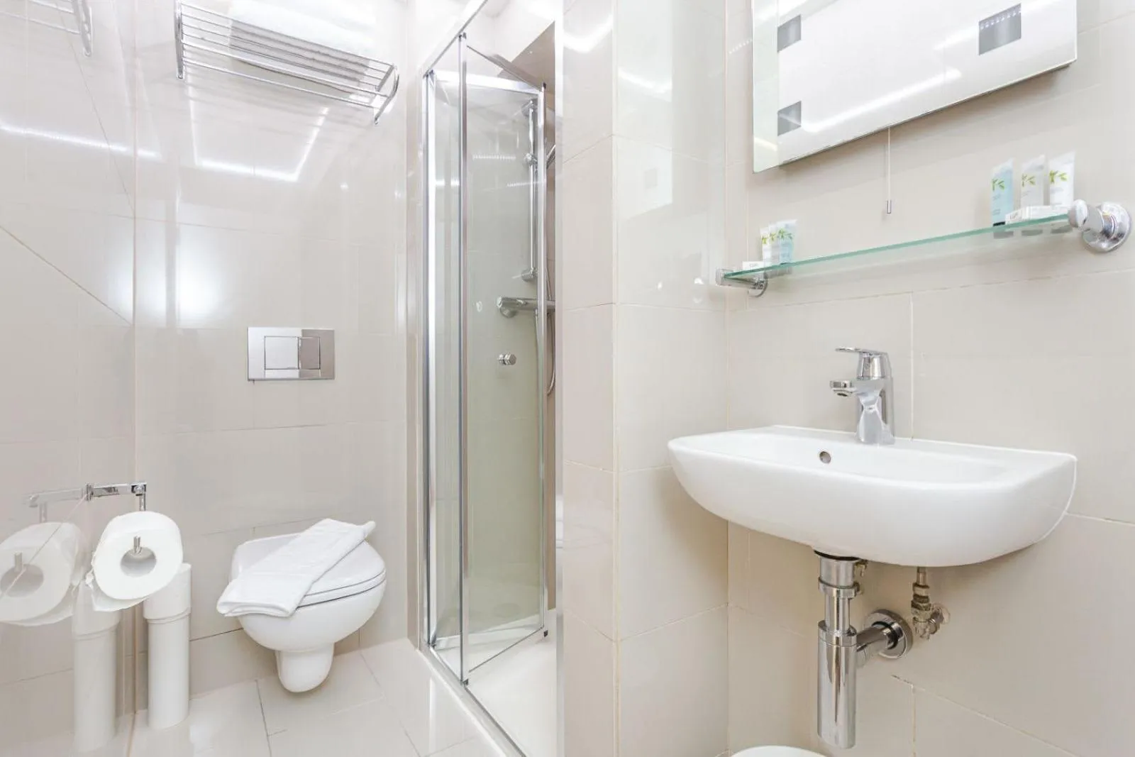 Bathroom in Cleveland Residences Russell Square