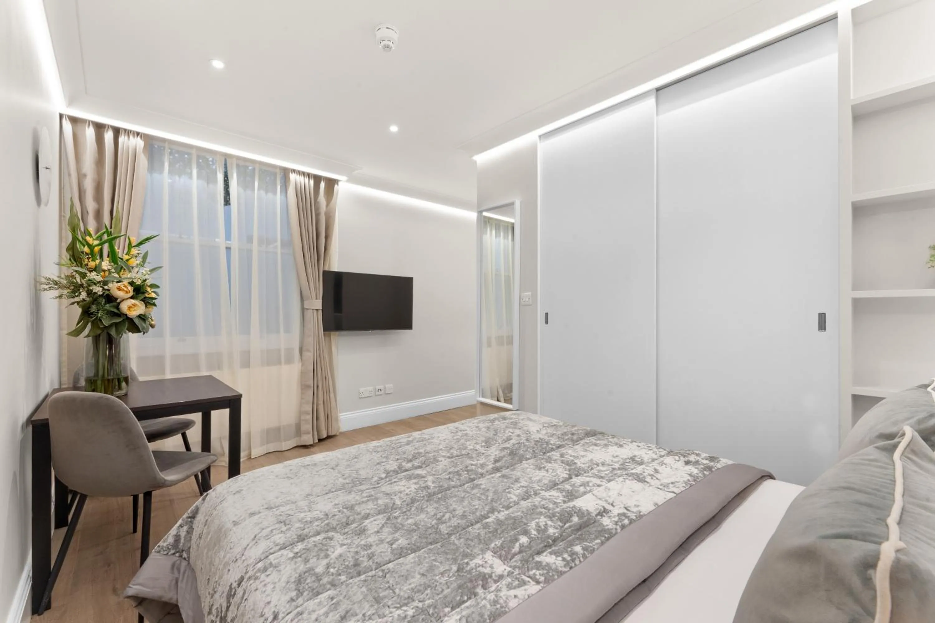 Bed in Cleveland Residences Russell Square