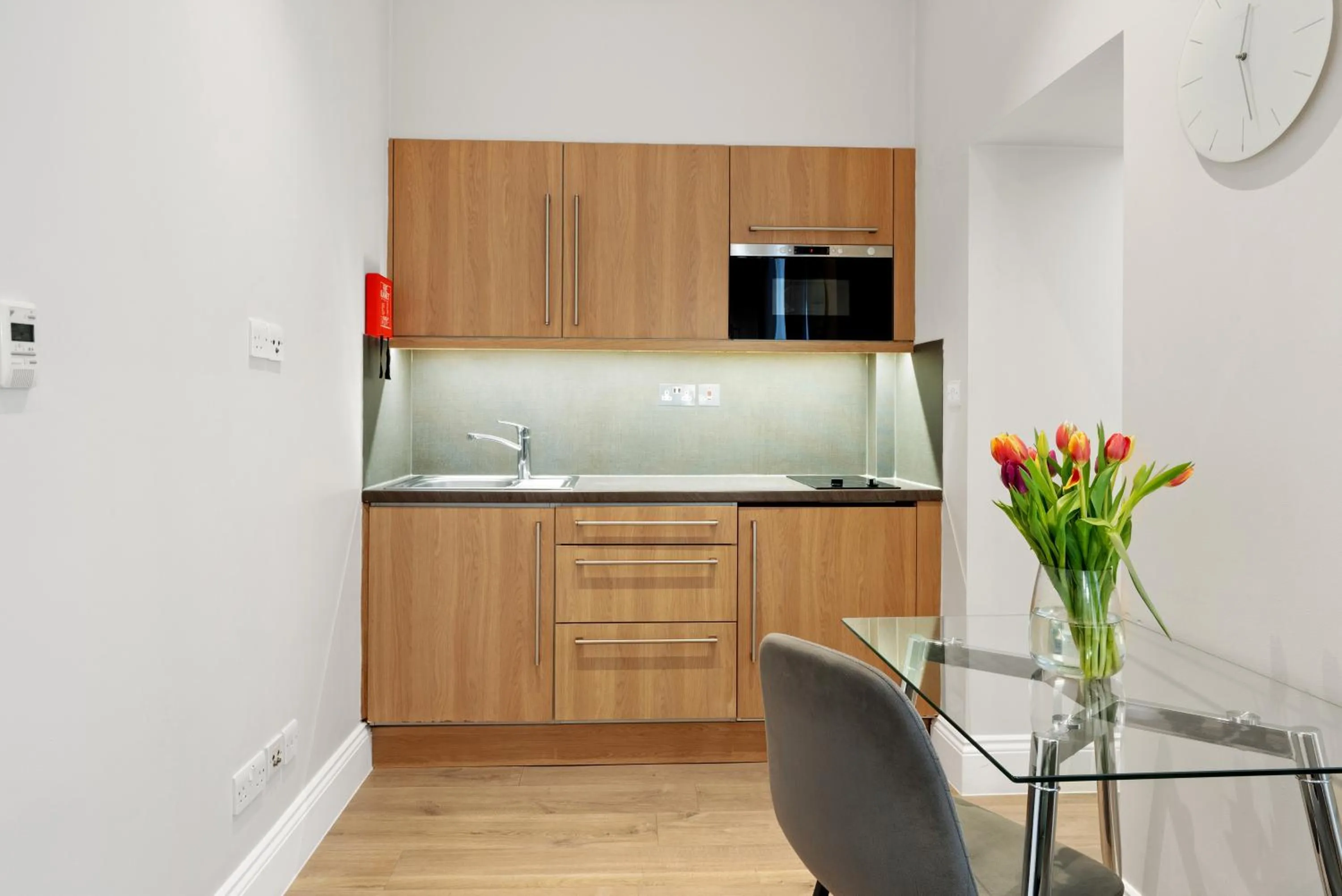 Kitchen or kitchenette in Cleveland Residences Russell Square