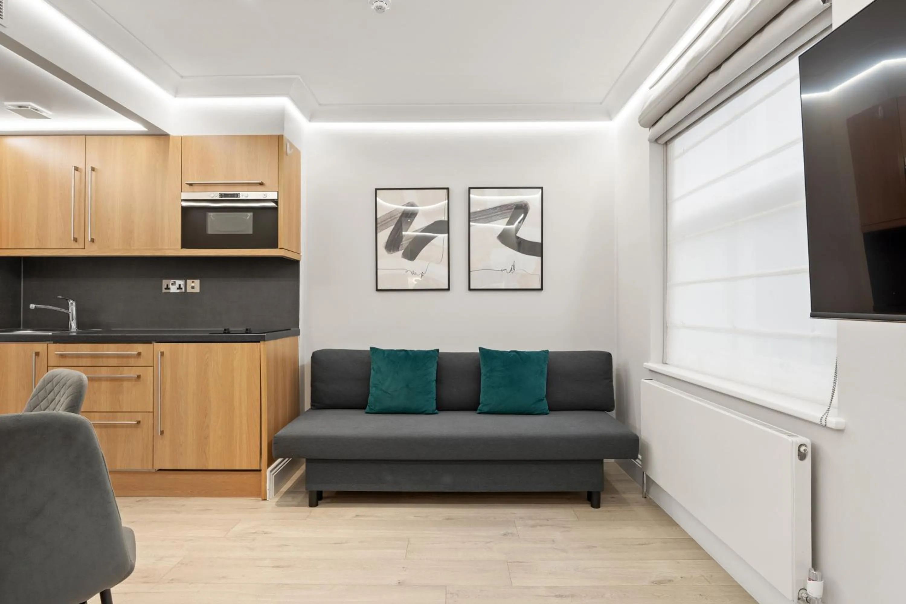 Kitchen or kitchenette in Cleveland Residences Russell Square