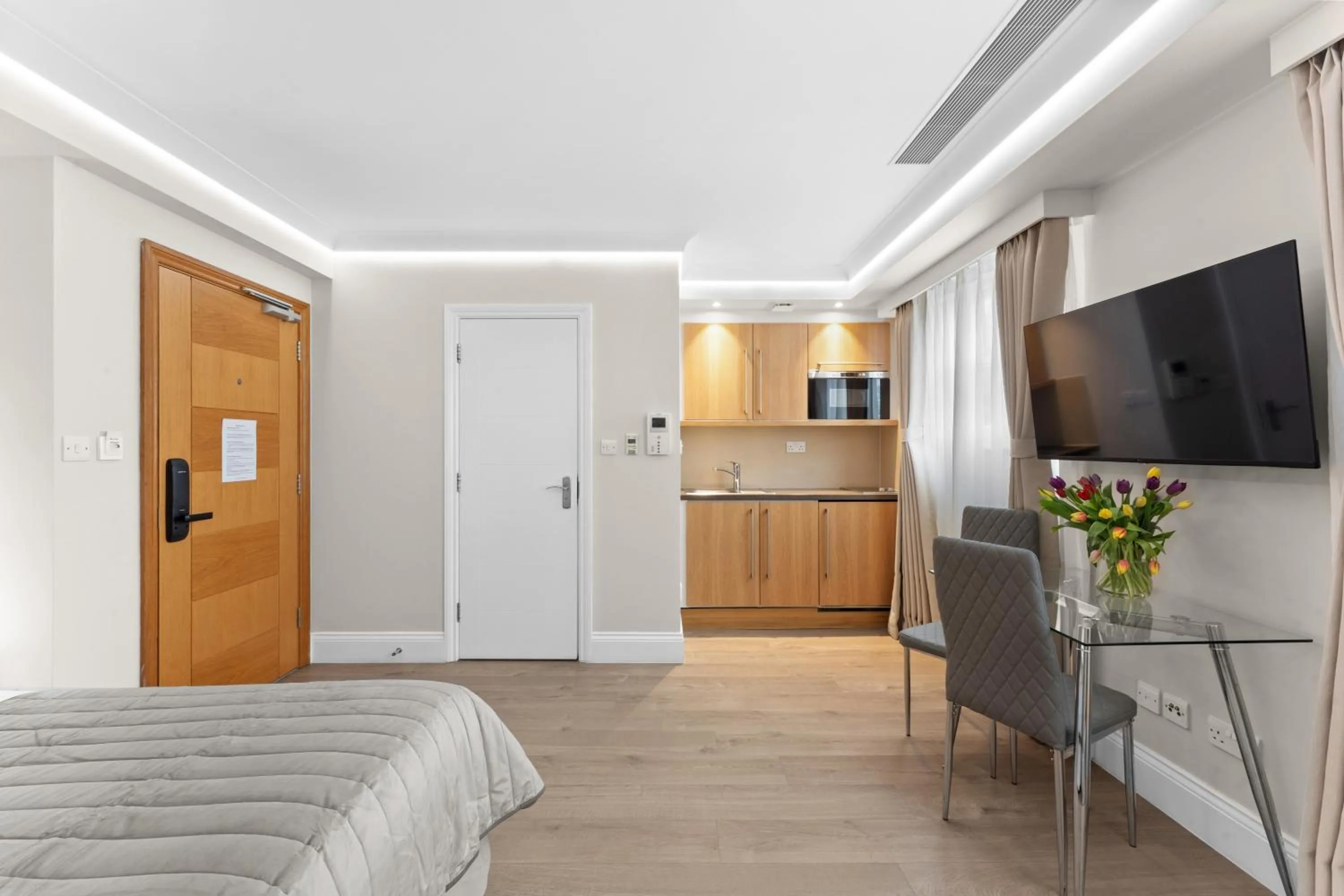 Bed in Cleveland Residences Russell Square