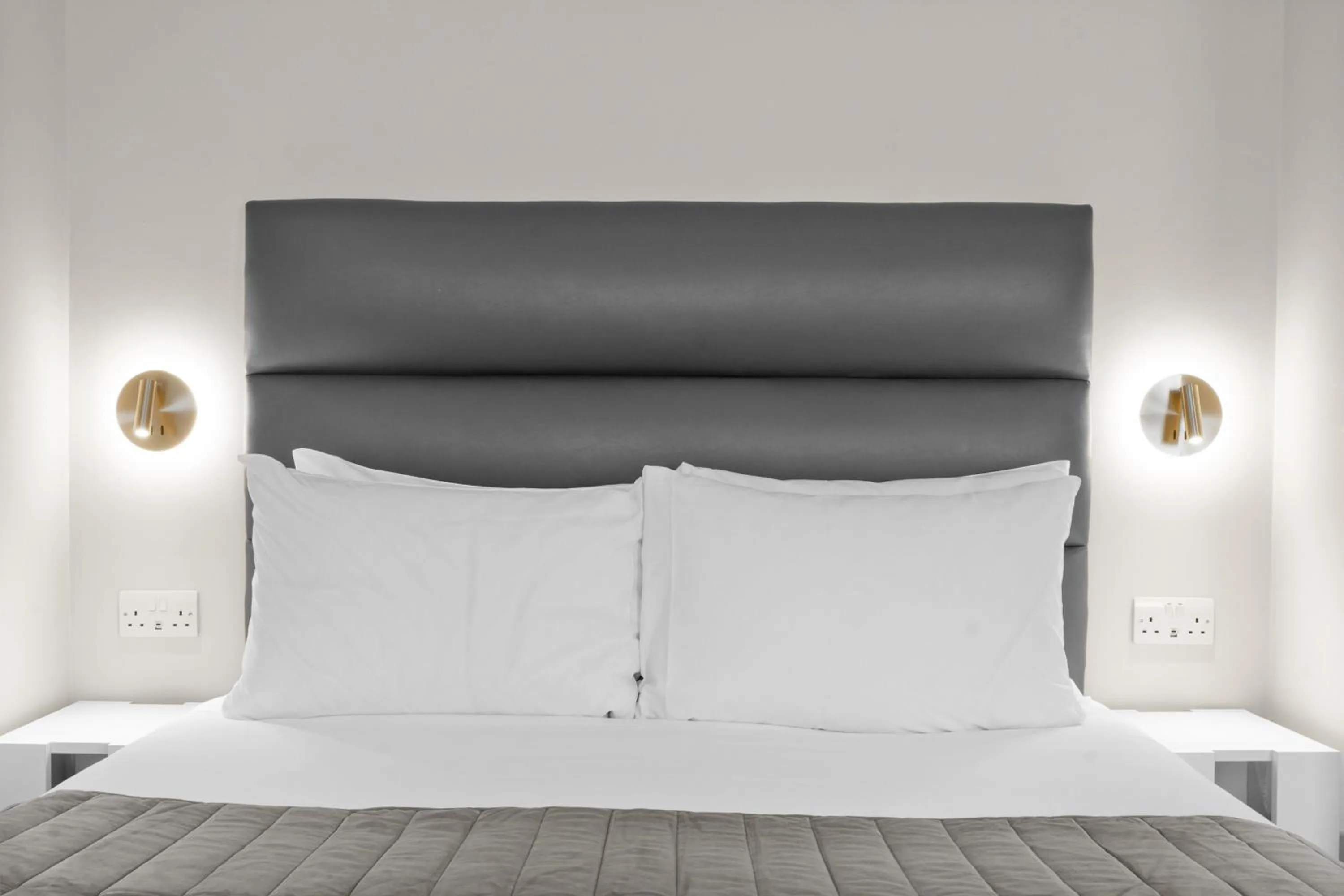 Bed in Cleveland Residences Russell Square