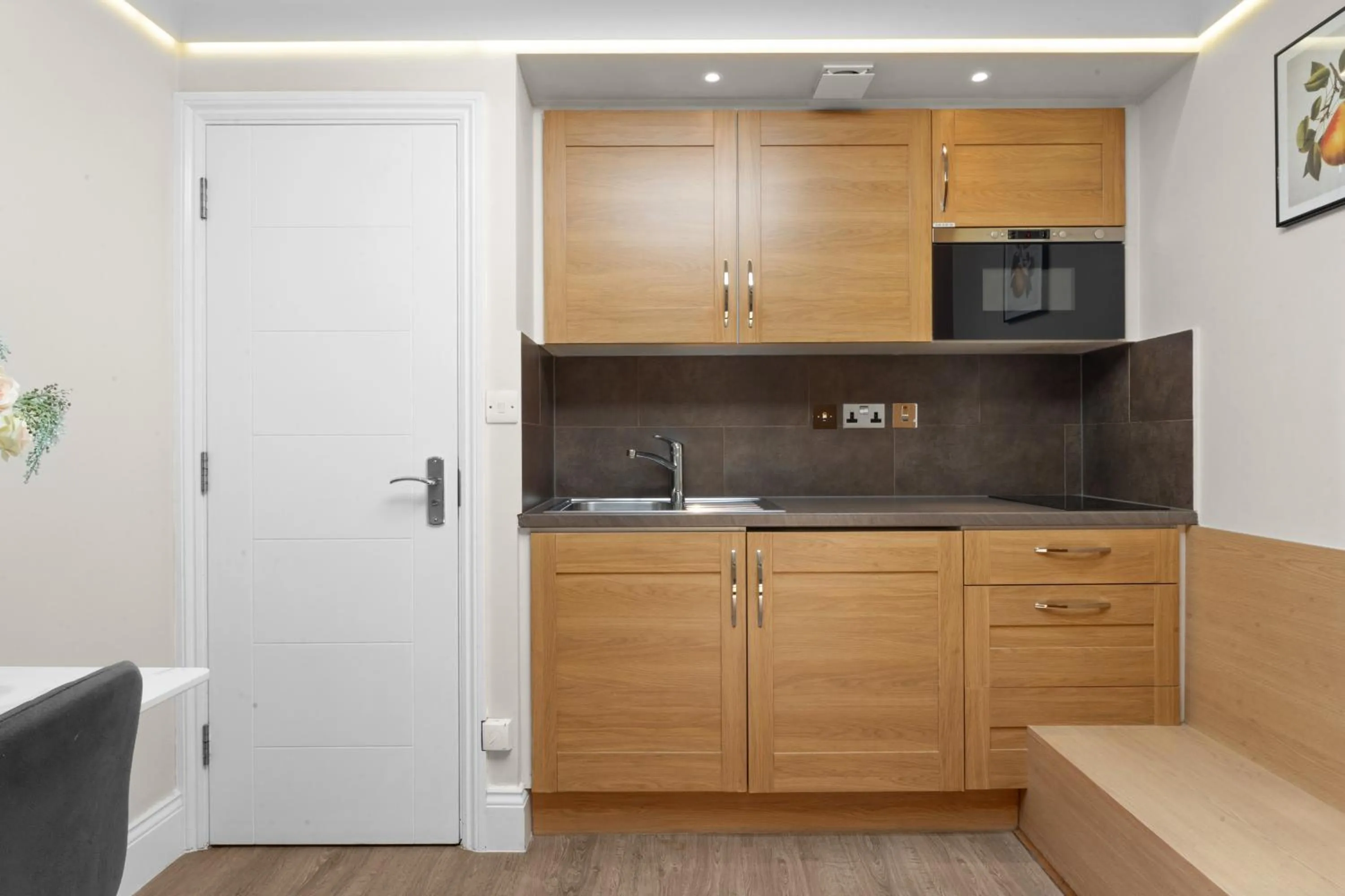 Kitchen or kitchenette in Cleveland Residences Russell Square