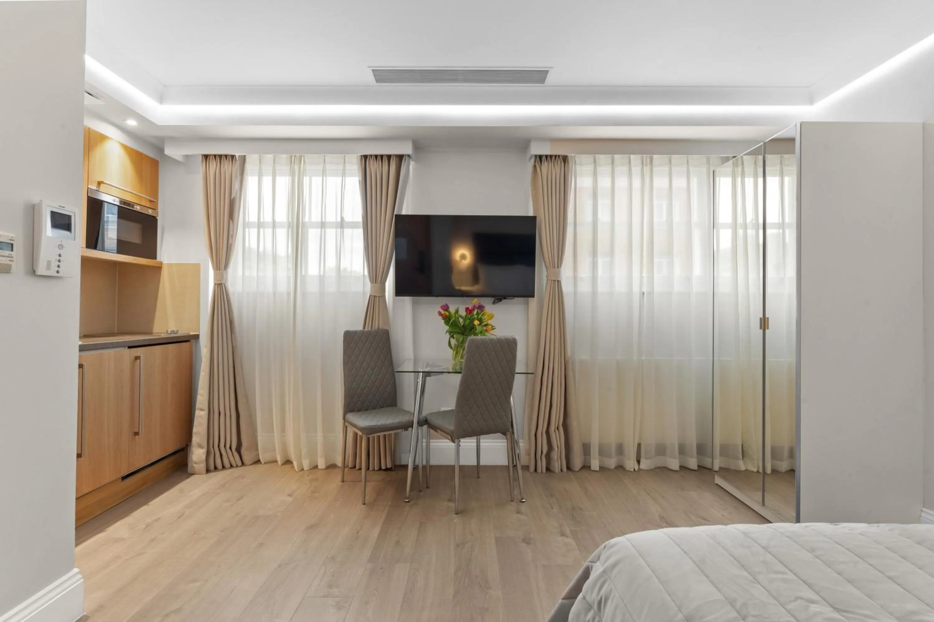 Bed in Cleveland Residences Russell Square