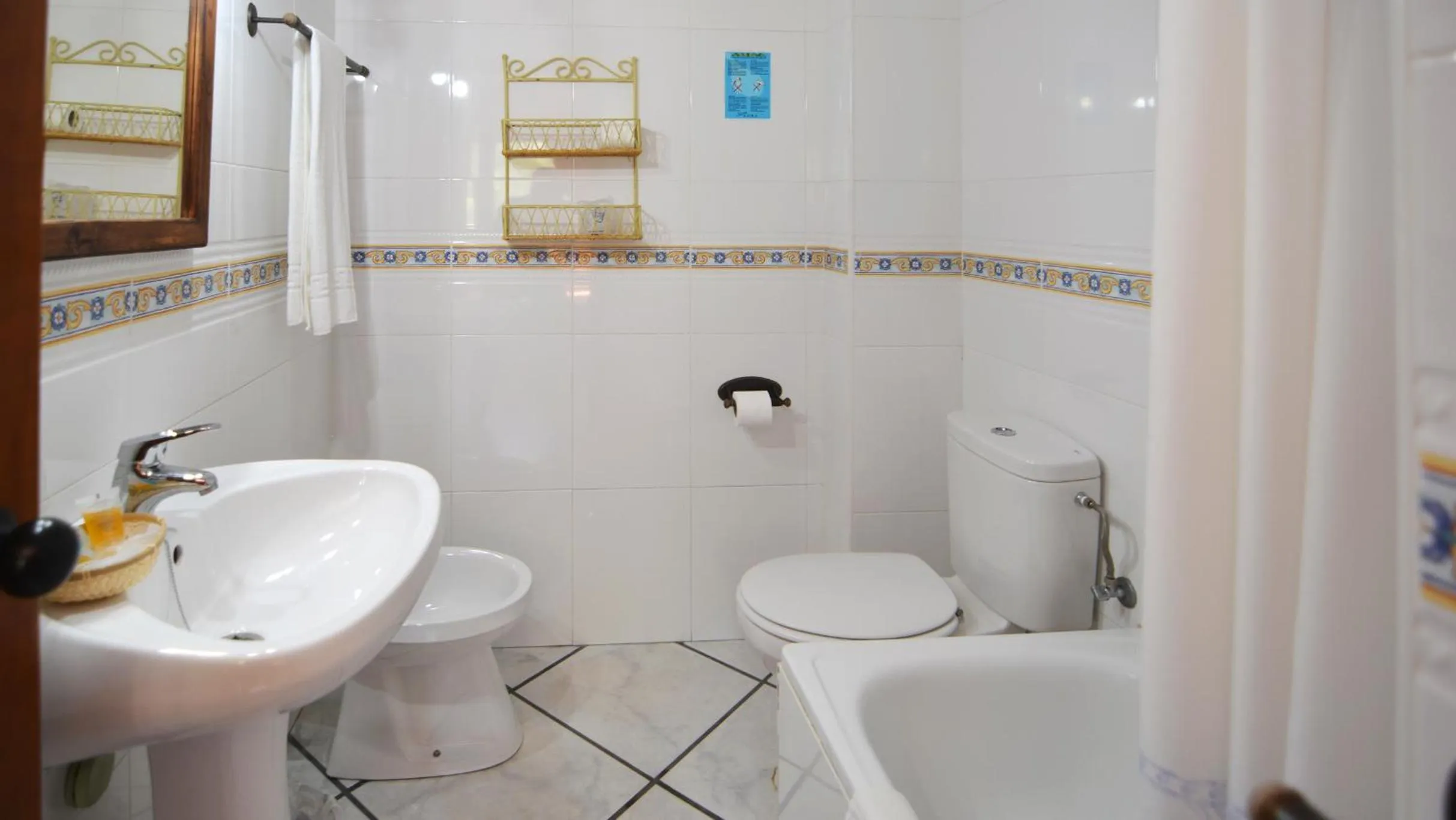 Bathroom in La Posada del Conde