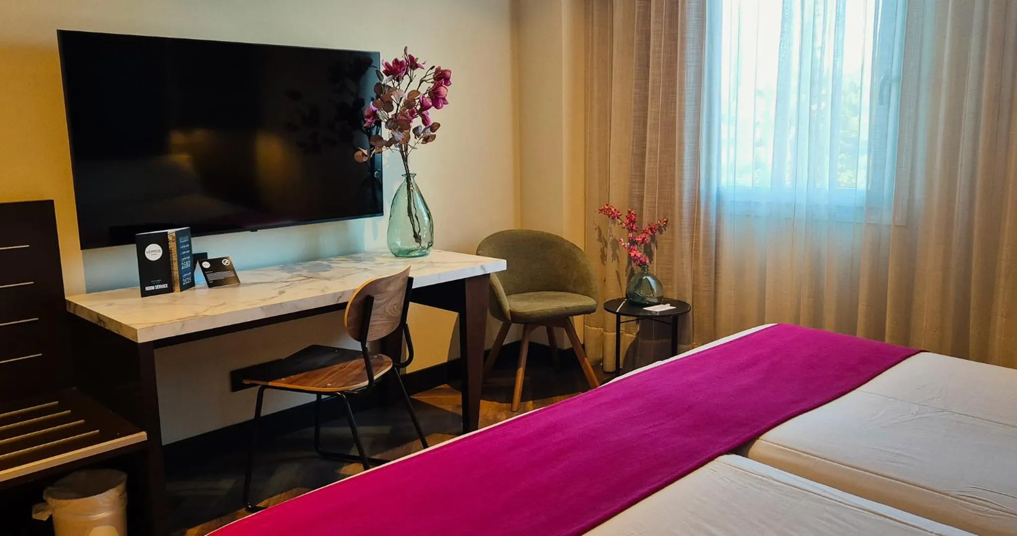 Bedroom, Bed in Vértice Sevilla Aljarafe