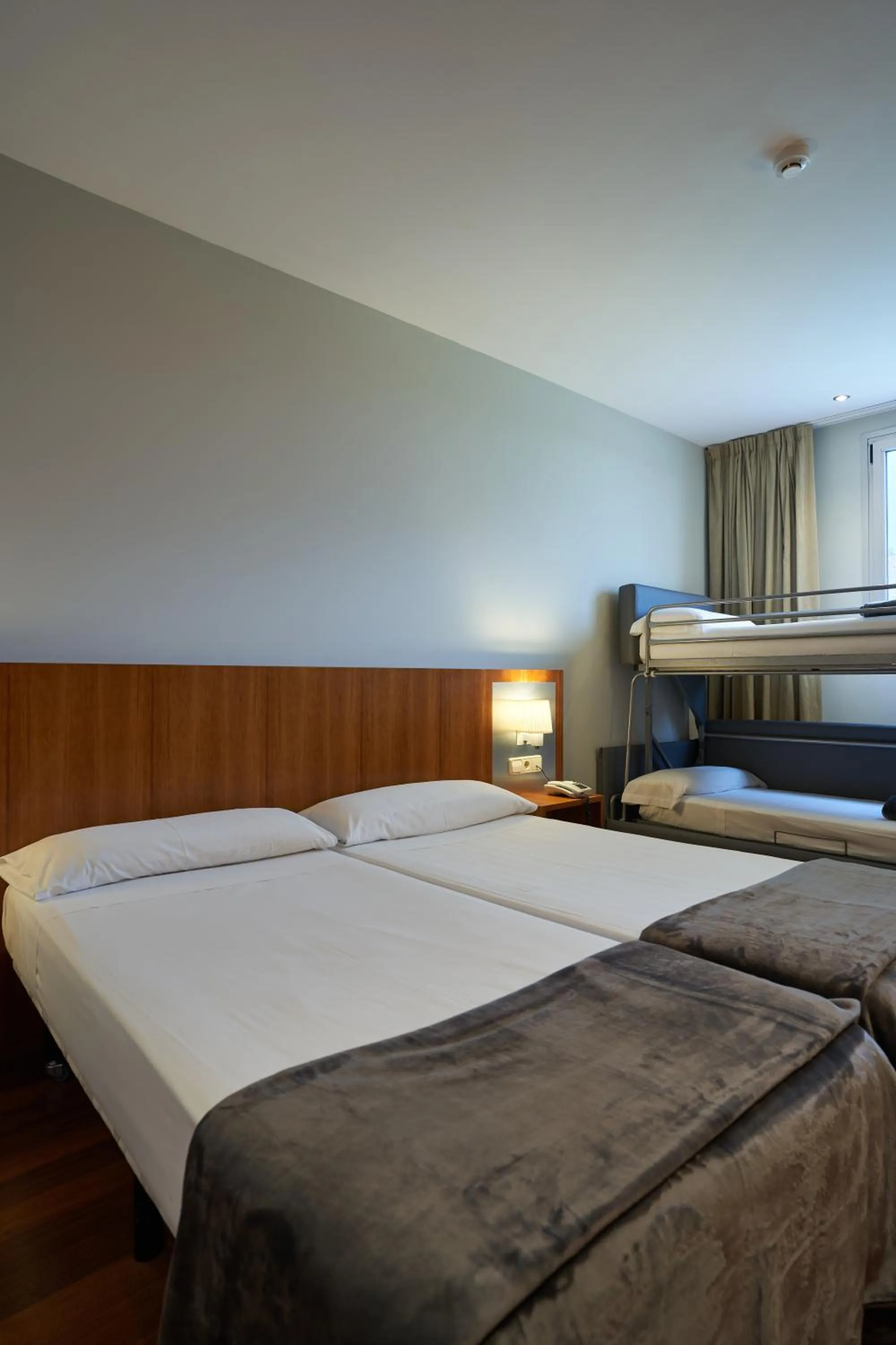Bed in Hotel AG Express Elche