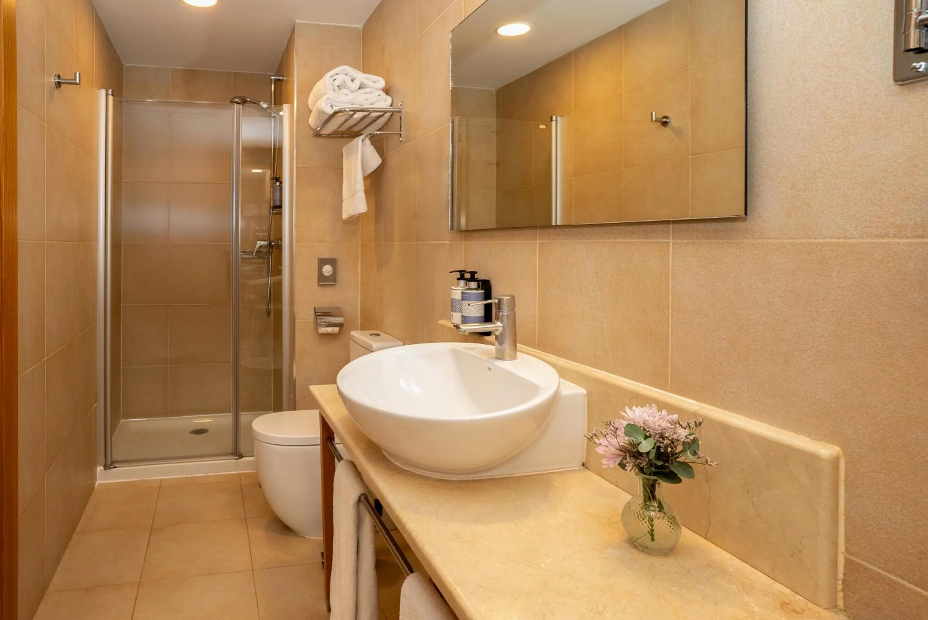 Shower in Hesperia Córdoba