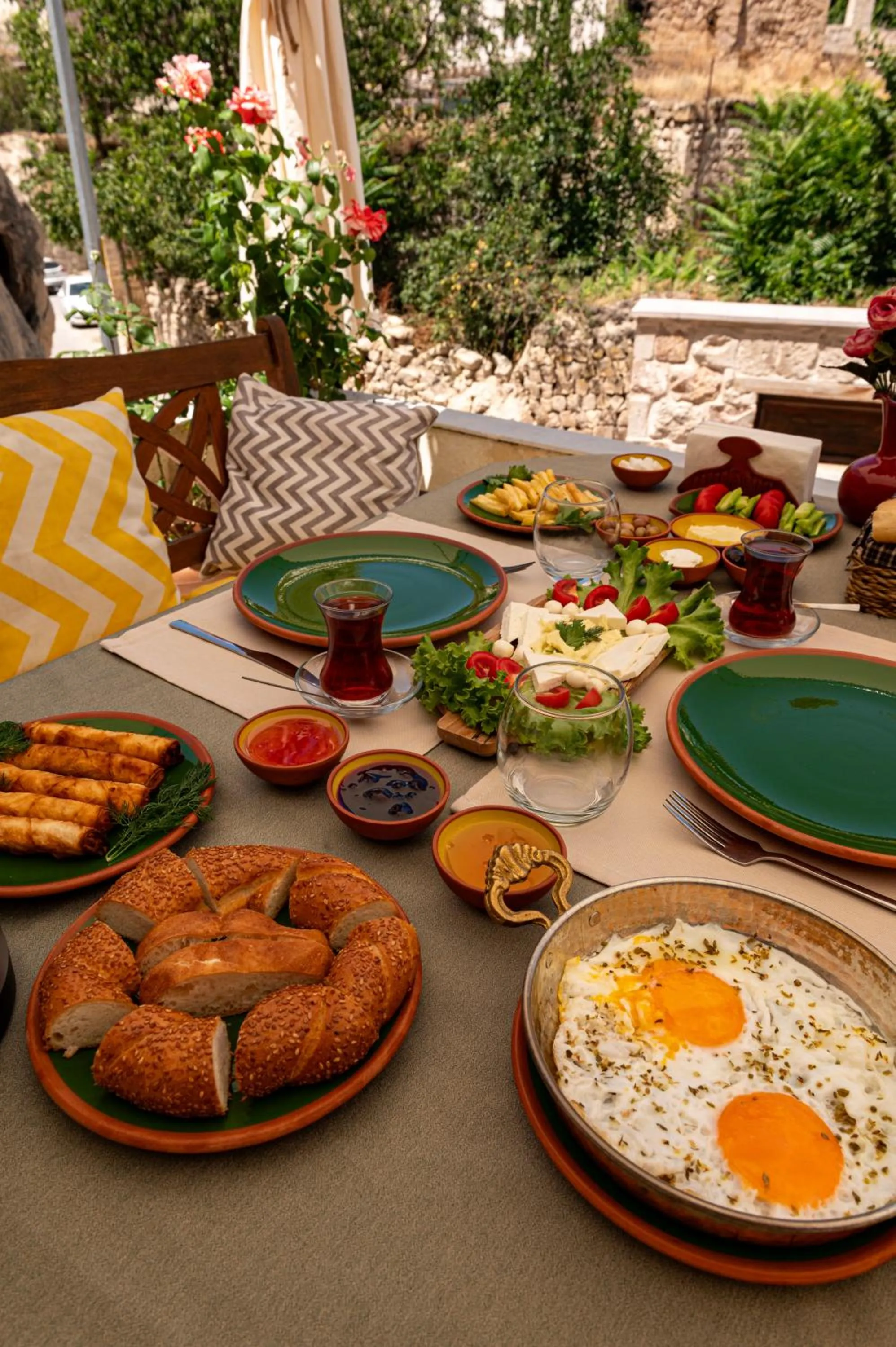 Breakfast in Shiraz Cave Cappadocia
