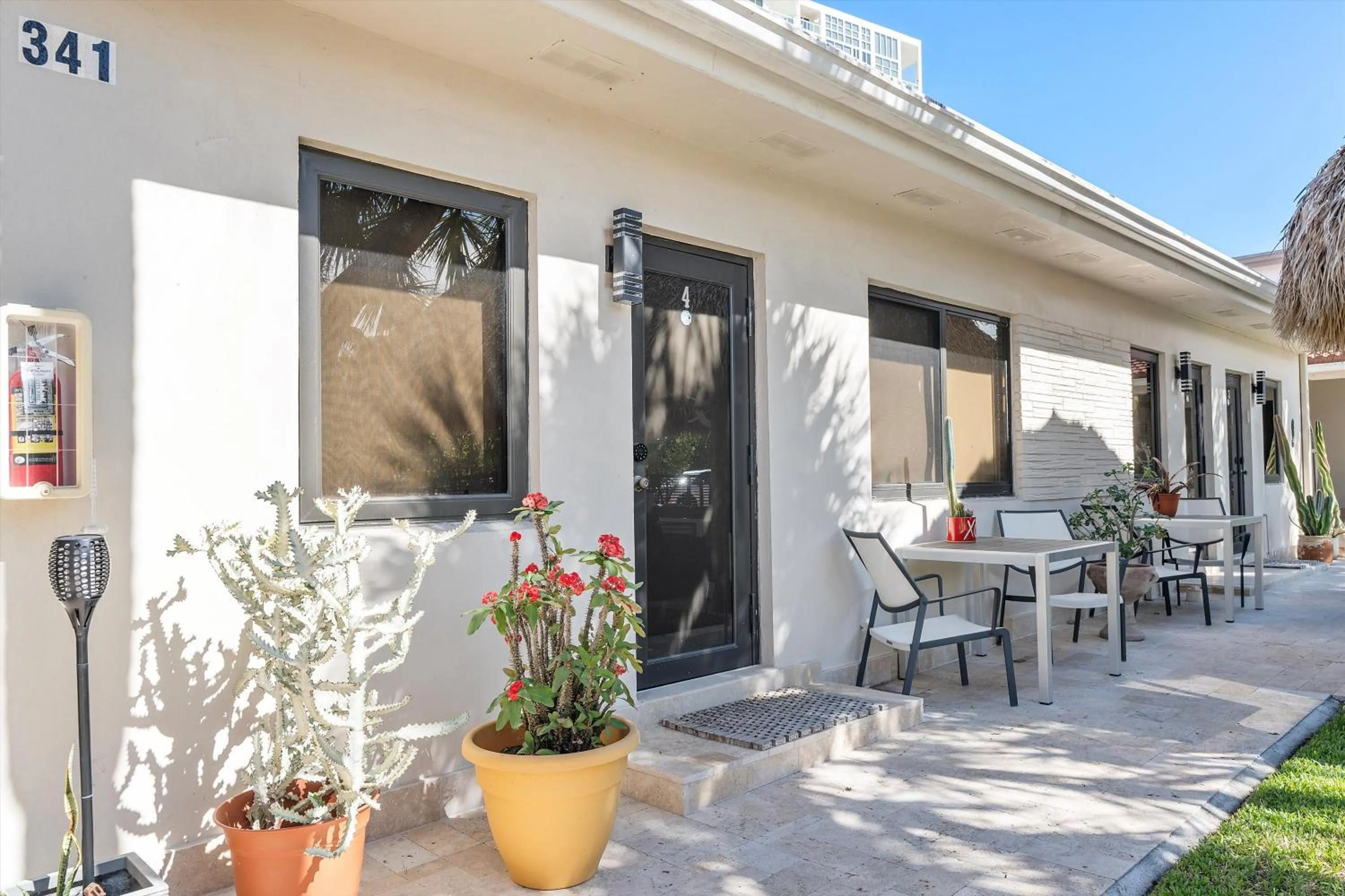 Patio in Walnut By The Sea