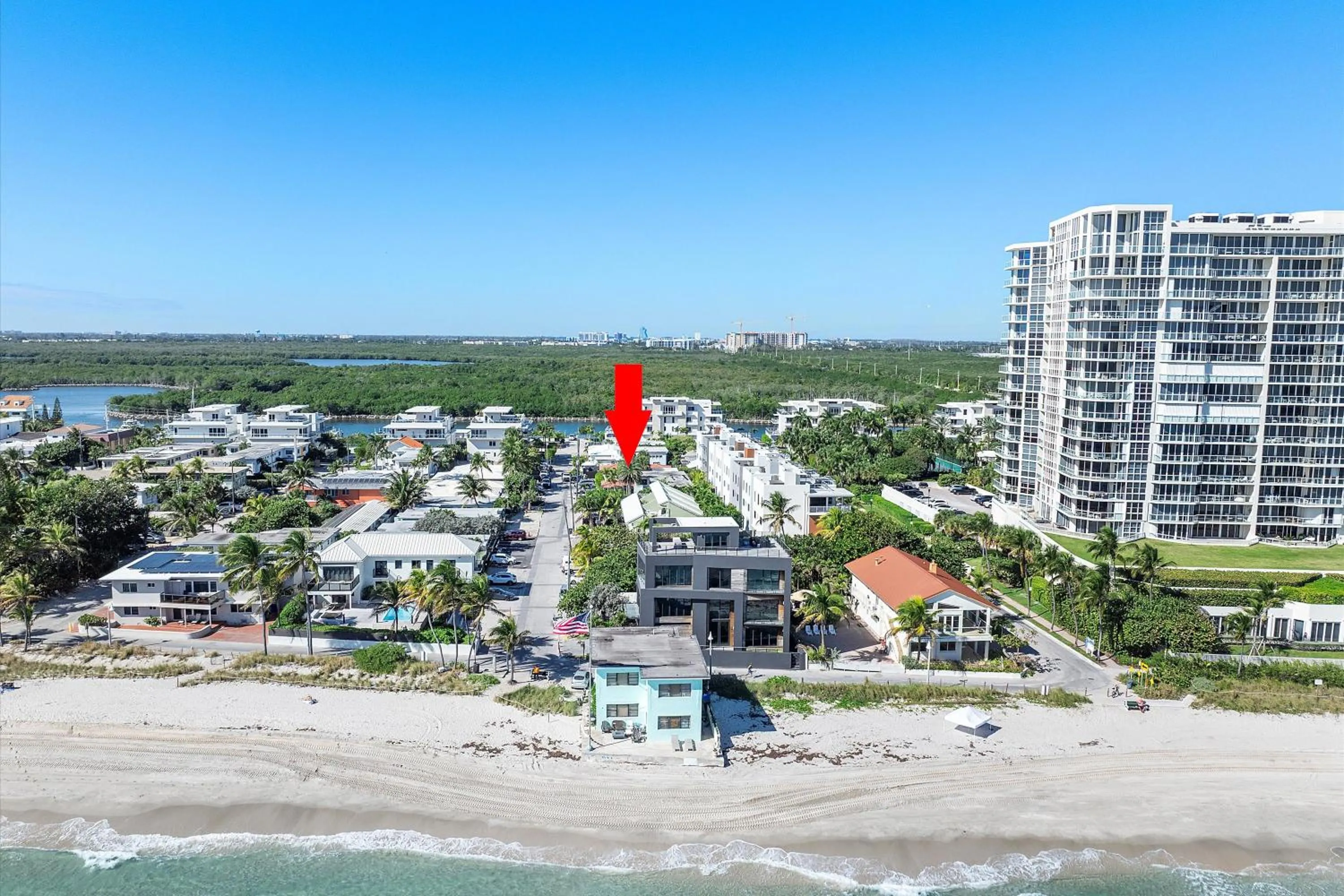 Beach in Walnut By The Sea
