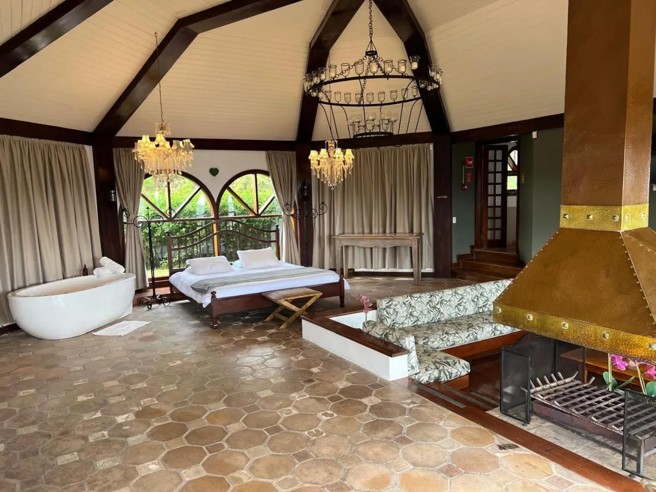 Bedroom in Hotel Pousada Bella Locanda