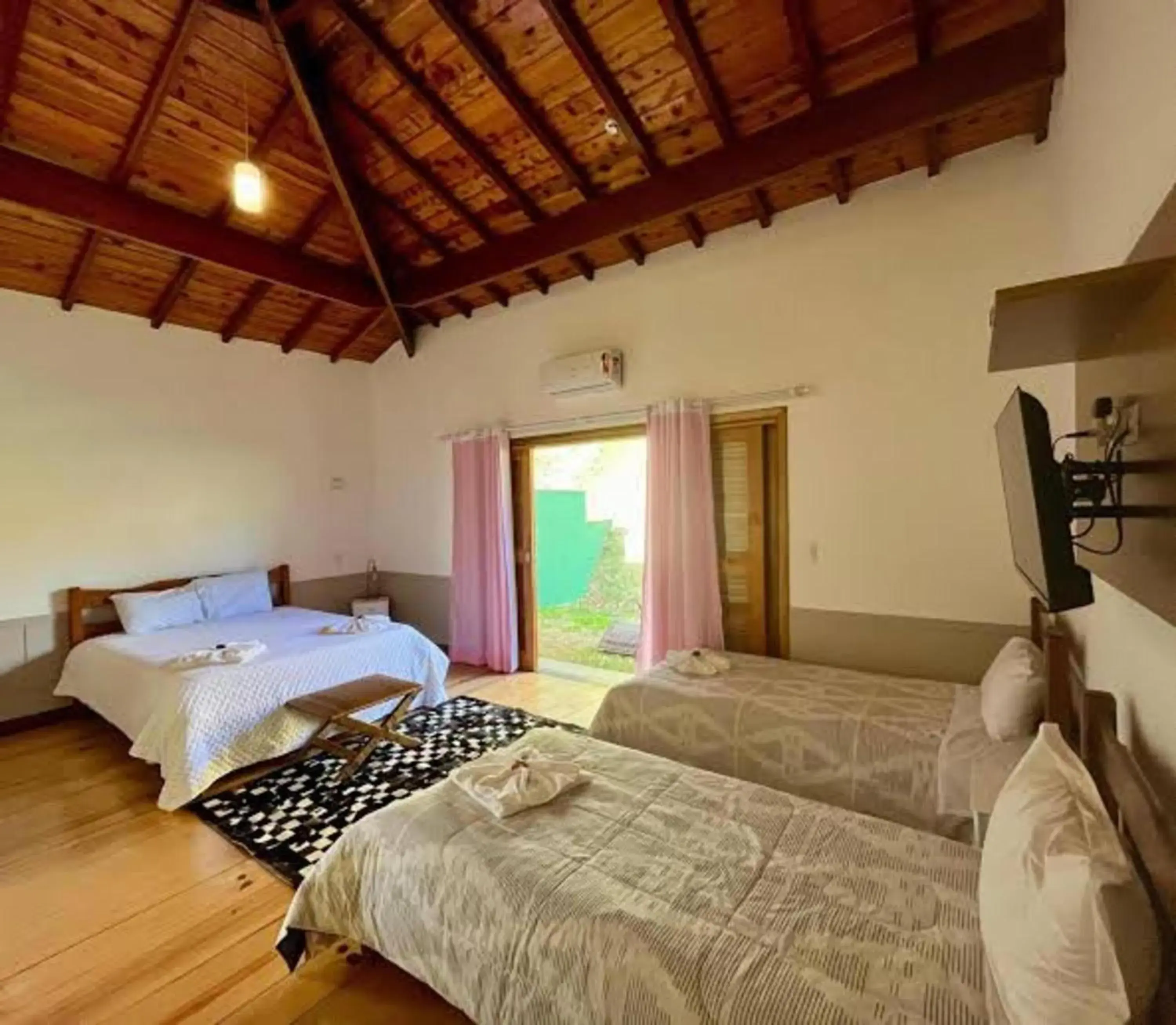 Family Room with Garden View in Hotel Pousada Bella Locanda Family Room with Garden View in Hotel Pousada Bella Locanda