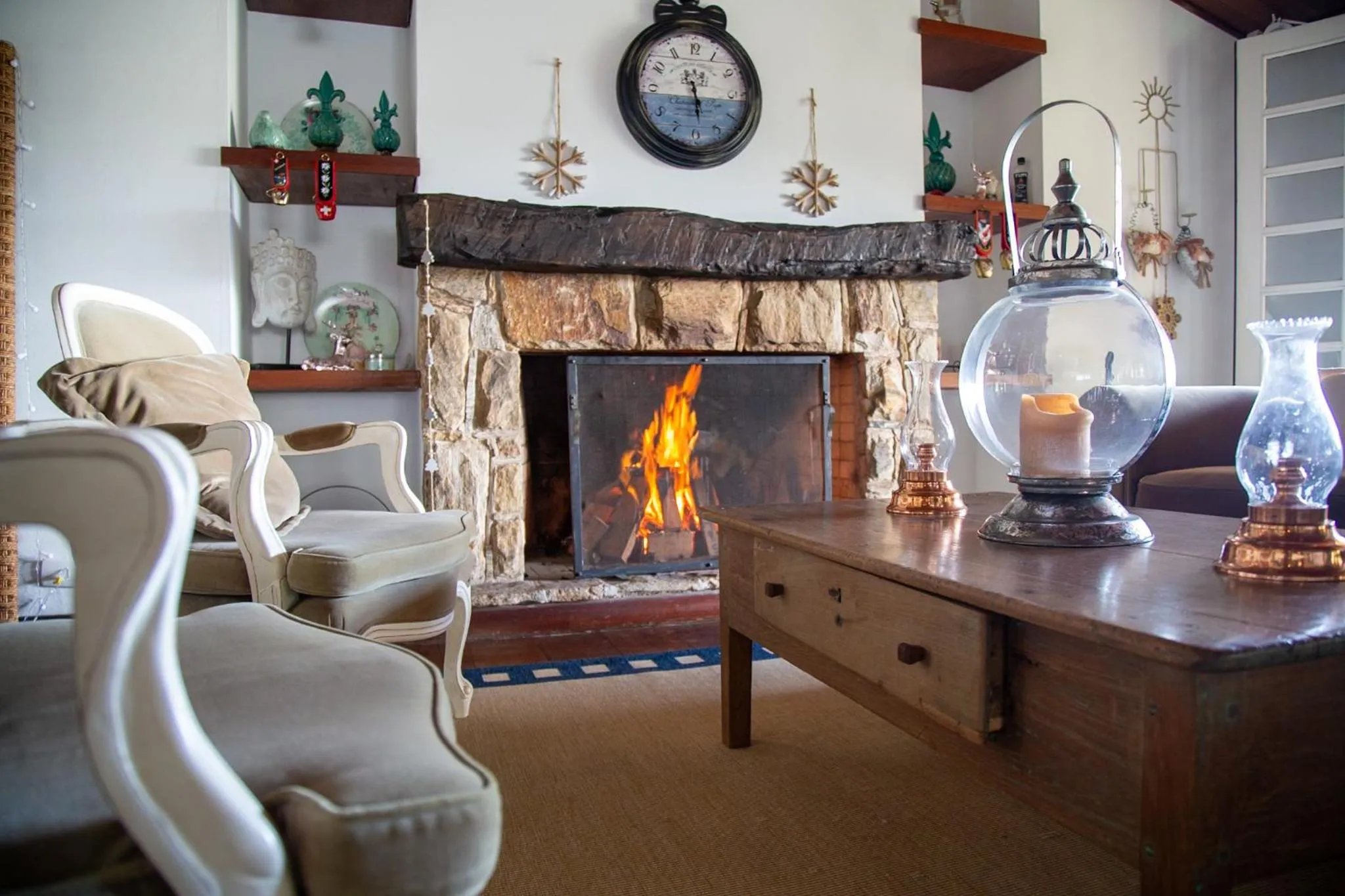 fireplace in Hotel Pousada Bella Locanda