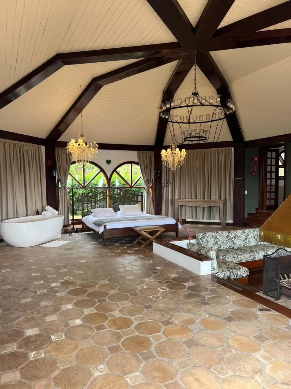 Bedroom in Hotel Pousada Bella Locanda