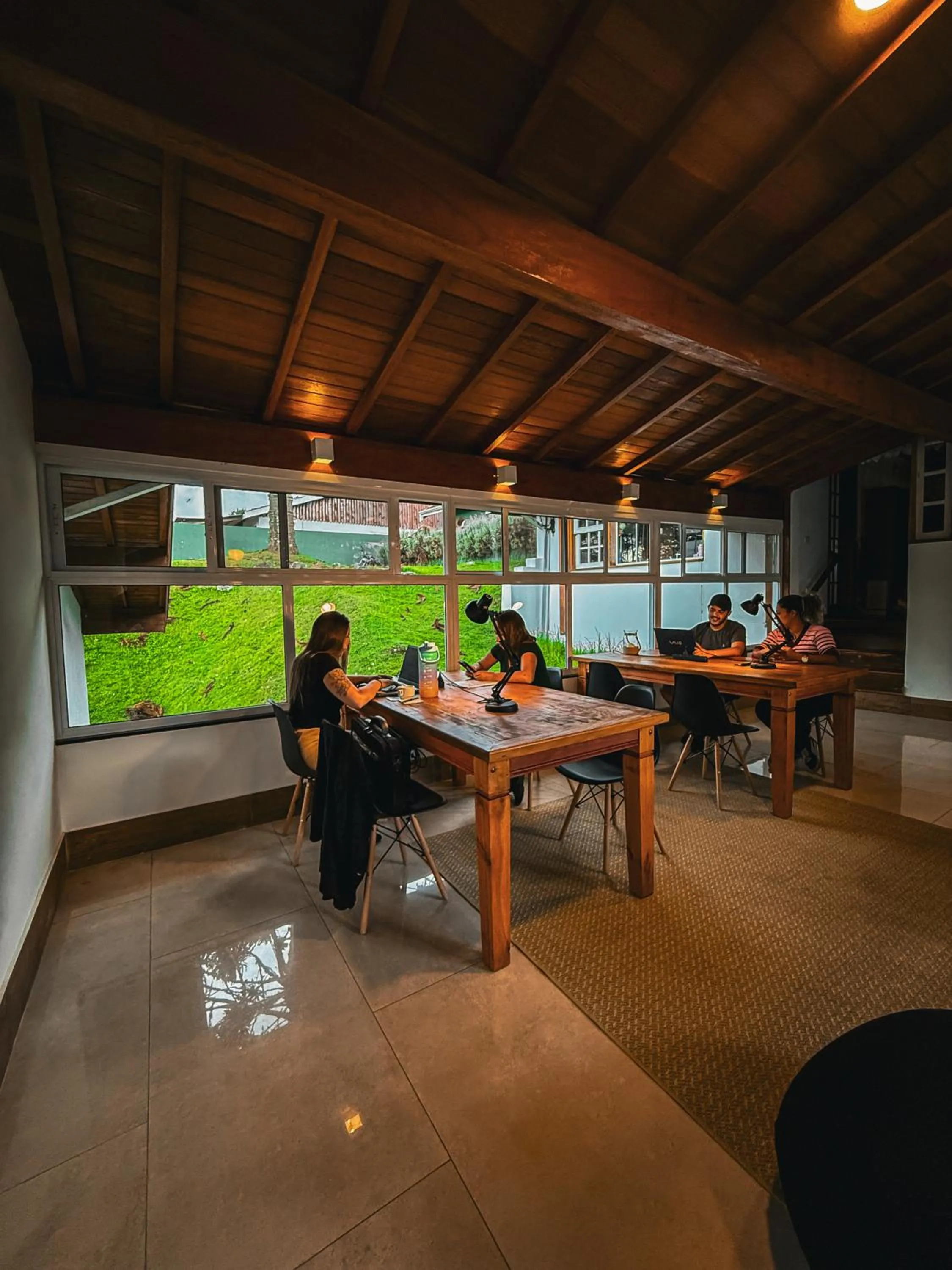 Business facilities in Hotel Pousada Bella Locanda