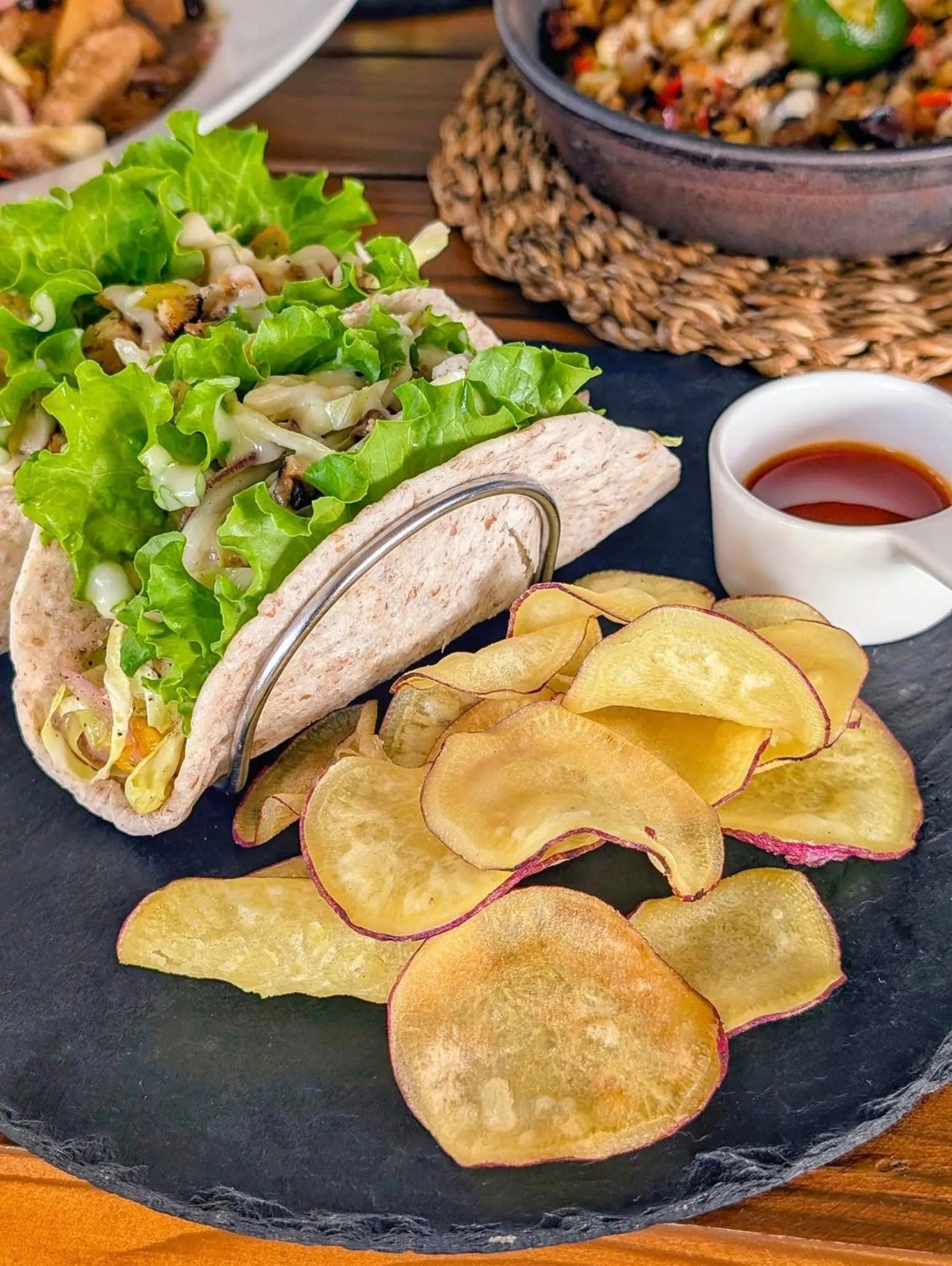 Restaurant/places to eat in Kayong's Inn