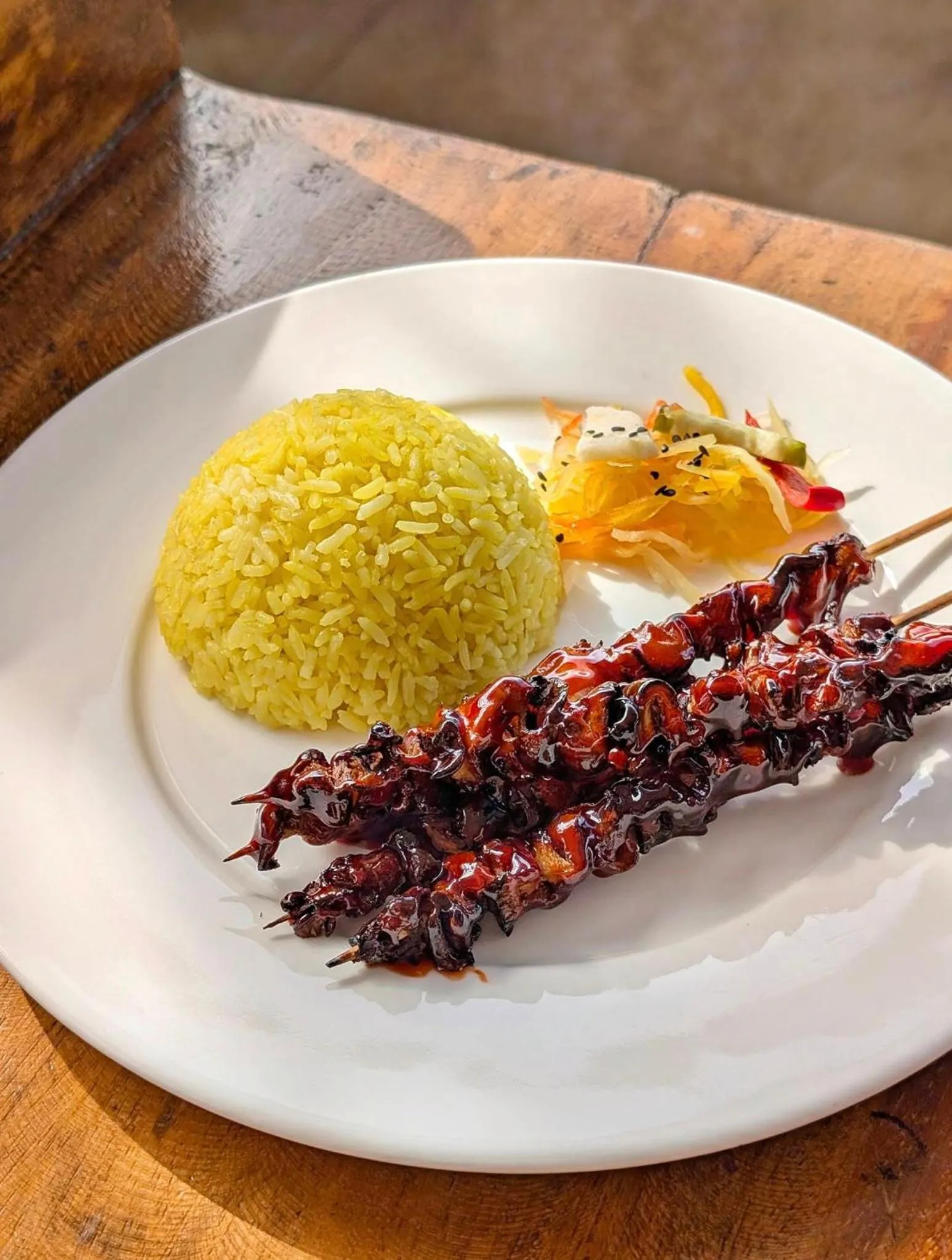 Restaurant/places to eat in Kayong's Inn