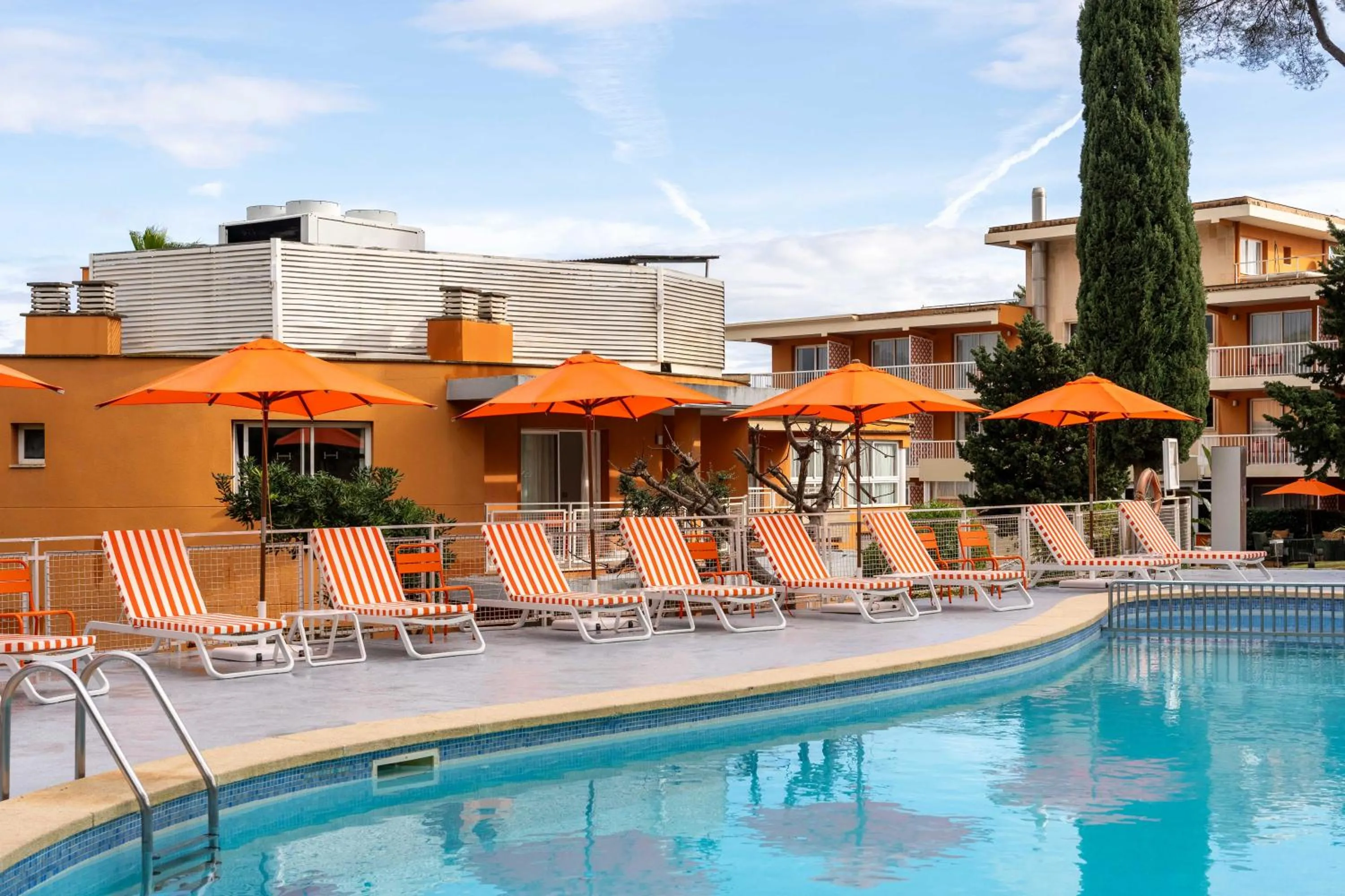 Swimming pool in Hesperia Mallorca