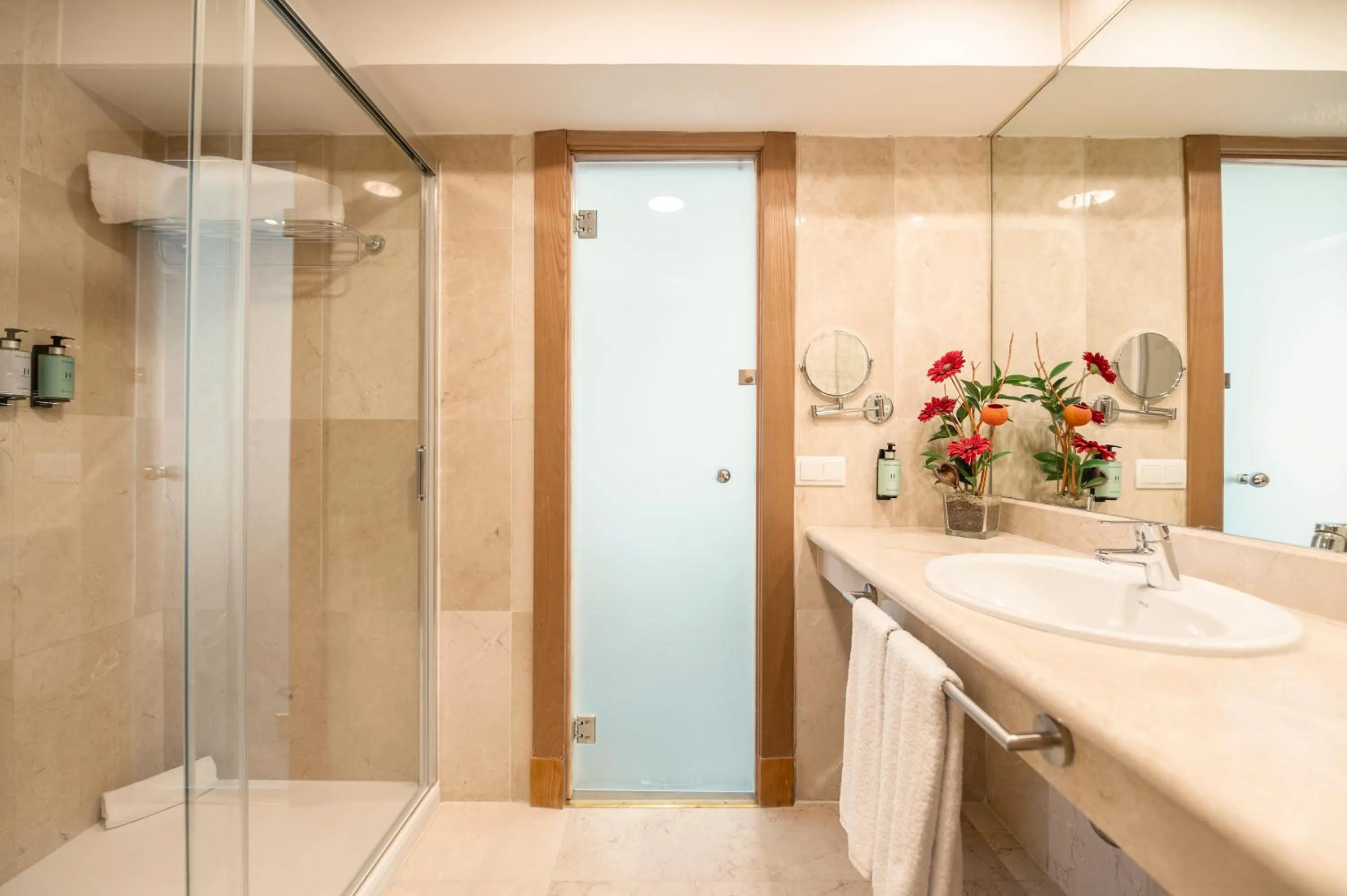 Bathroom in Hesperia Mallorca