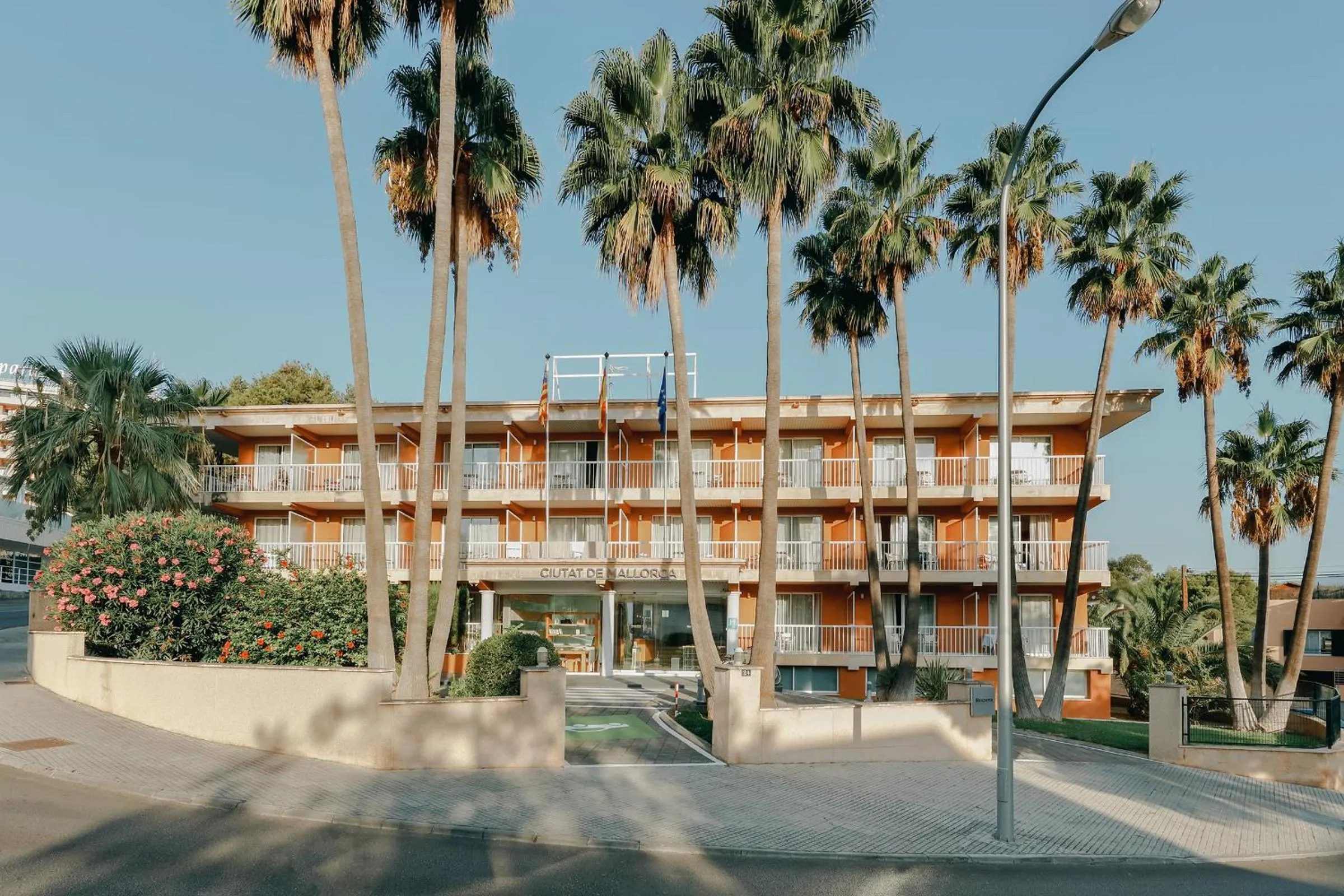 Facade/entrance in Hesperia Mallorca