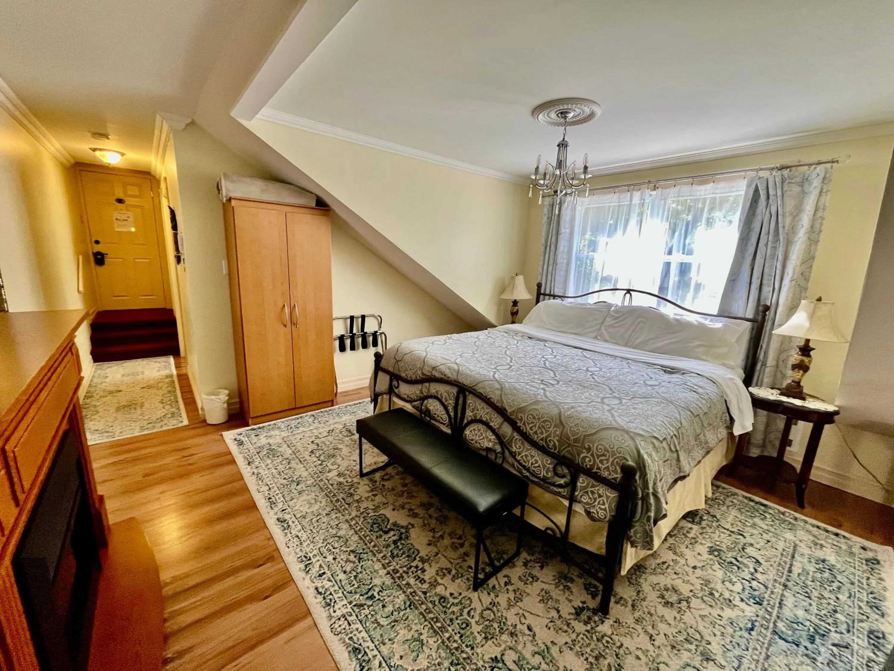 Bed in Belle View Manor Inn