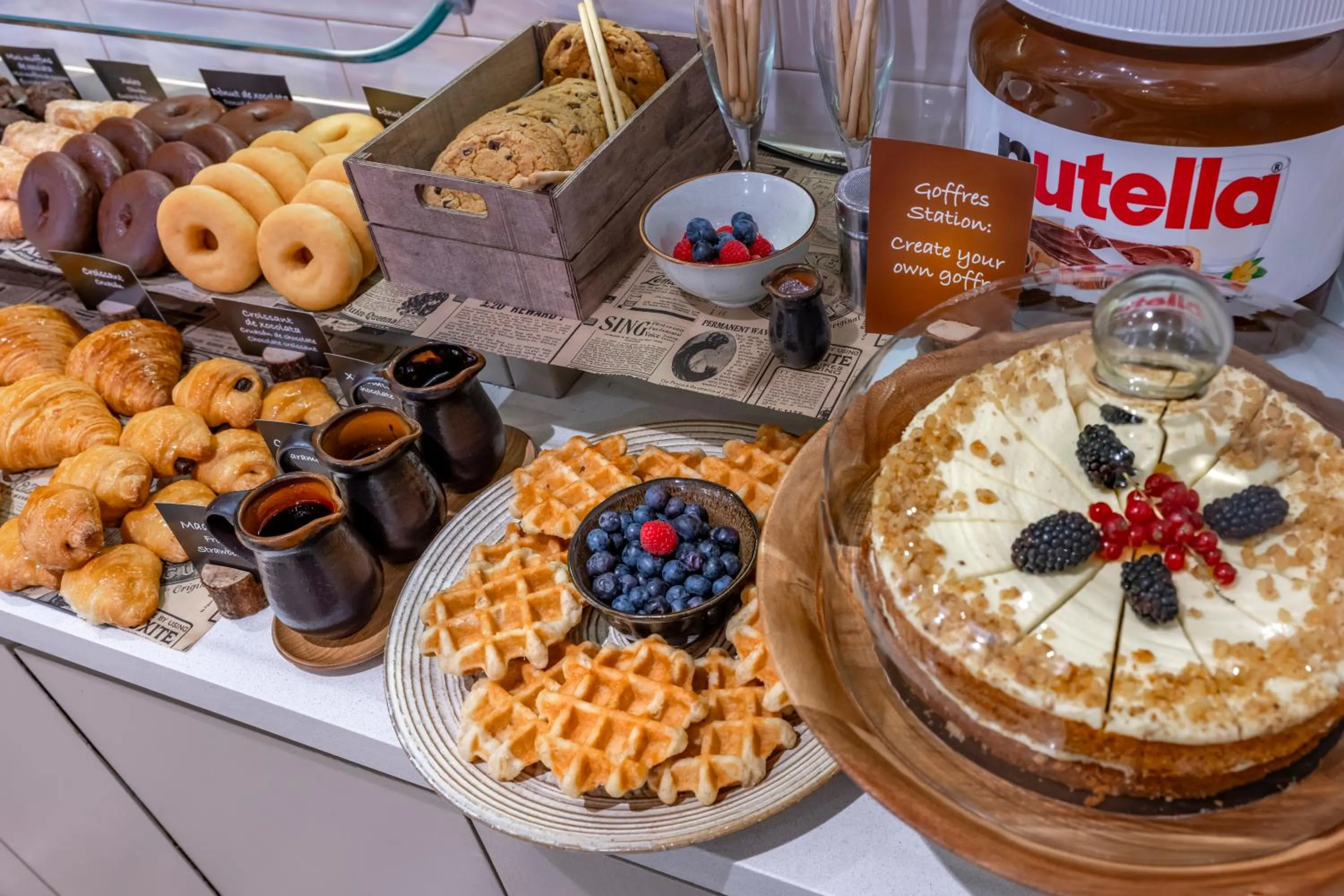 Restaurant/places to eat in Hotel SERHS Del Port