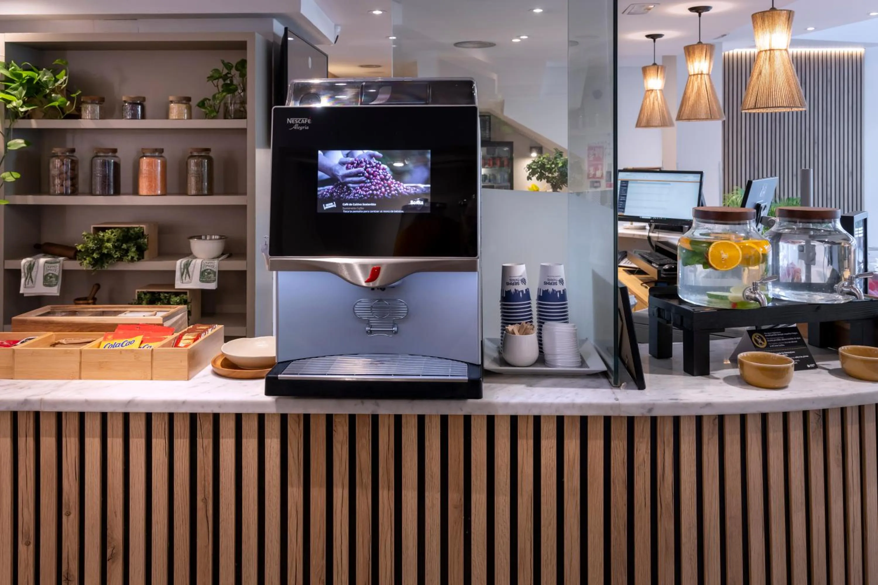 Breakfast in Hotel SERHS Del Port