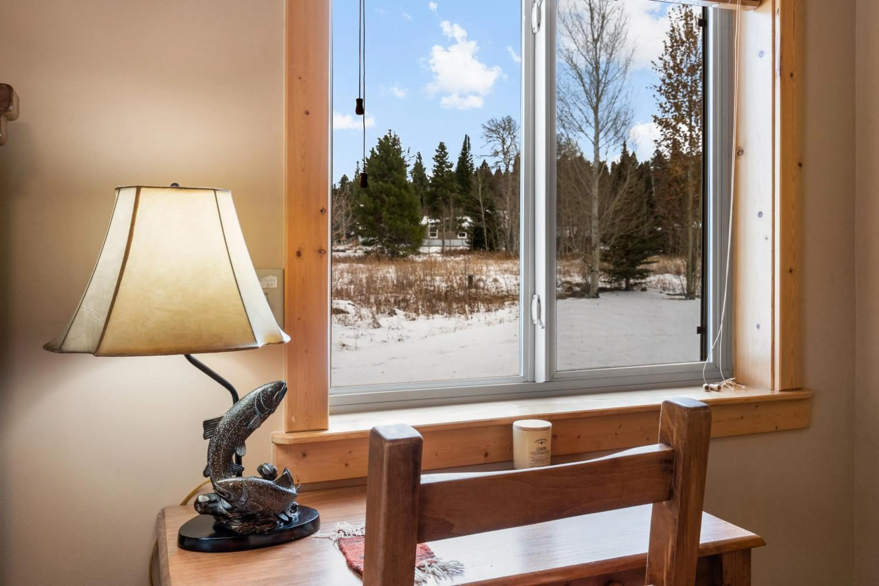 Natural landscape in Mule Deer Cabin