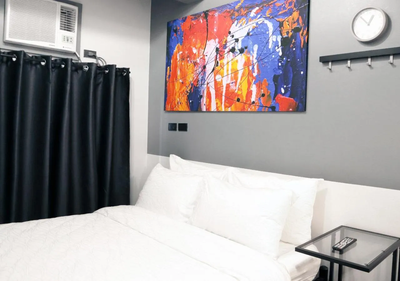 Bed in mySTAY Hotel BGC West