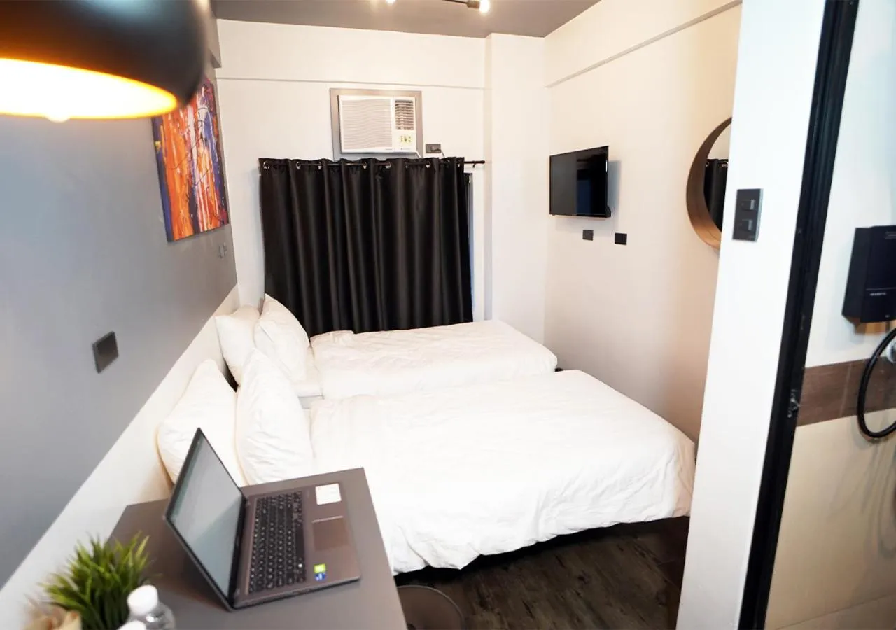 Bed in mySTAY Hotel BGC West