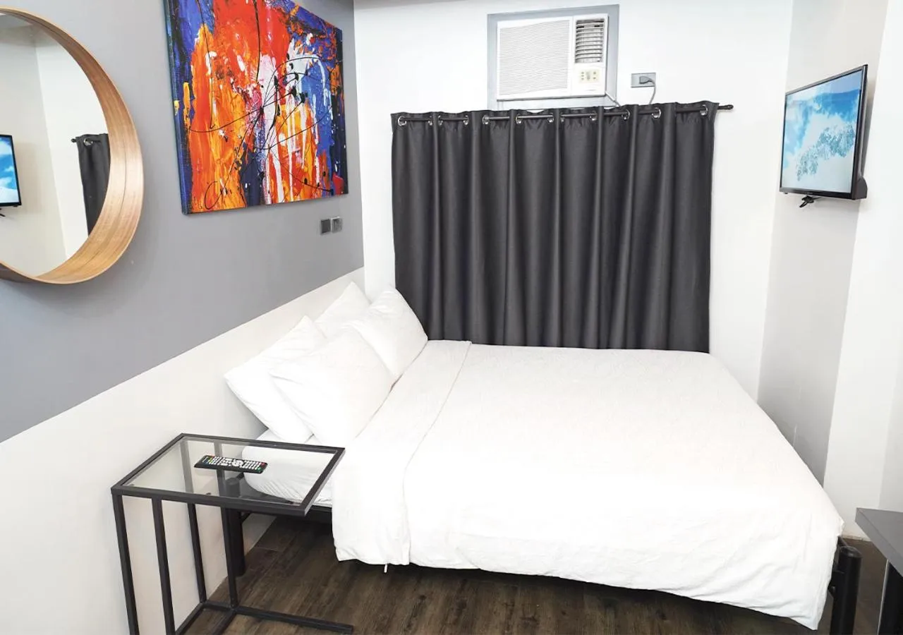 Bed in mySTAY Hotel BGC West