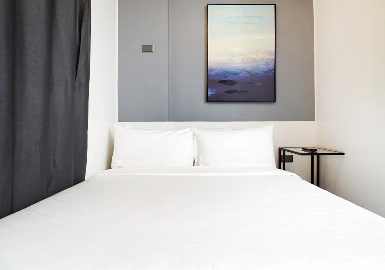 Bed in mySTAY Hotel BGC North