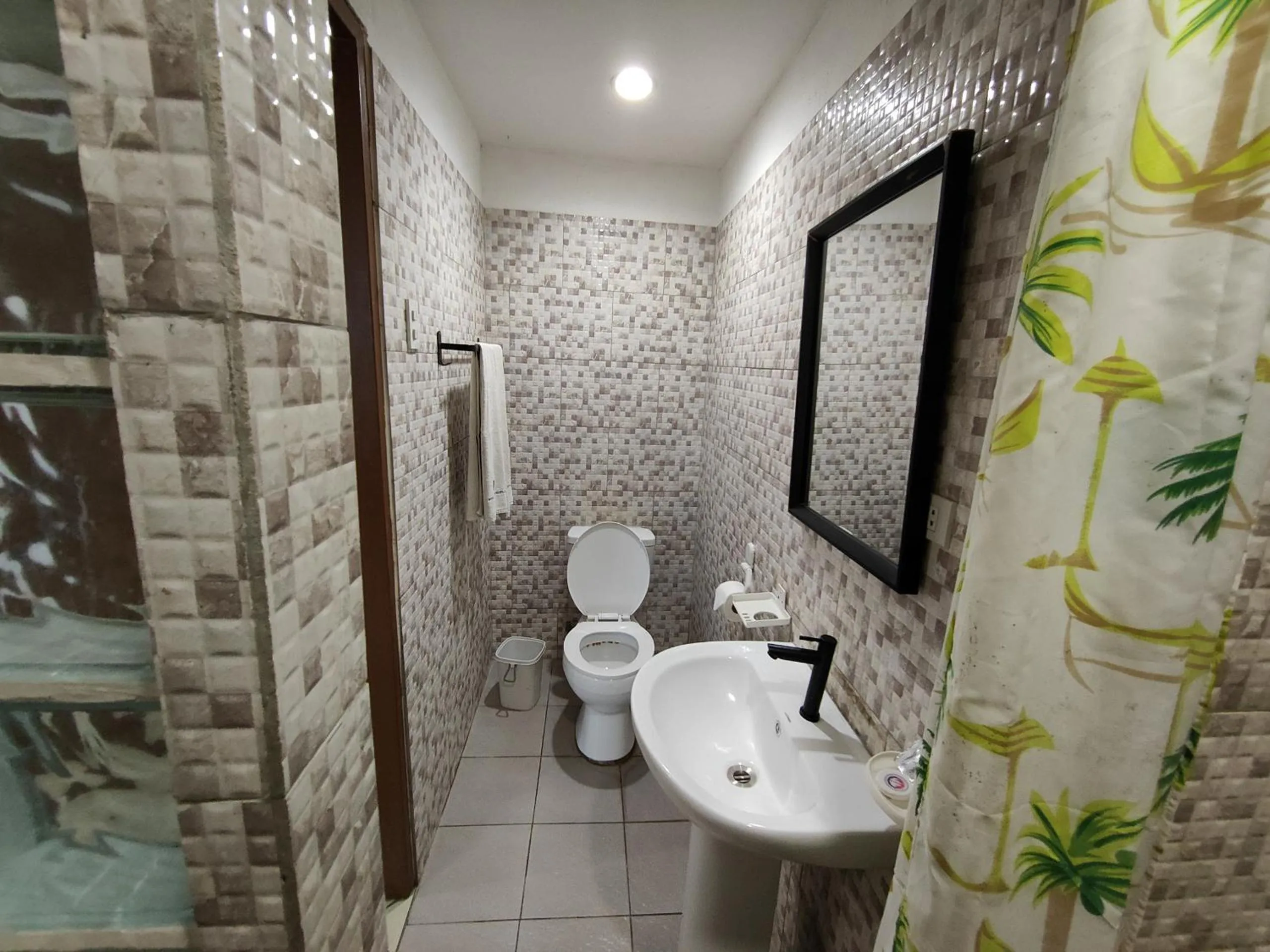 Toilet in Ocean Bay Beach Resort