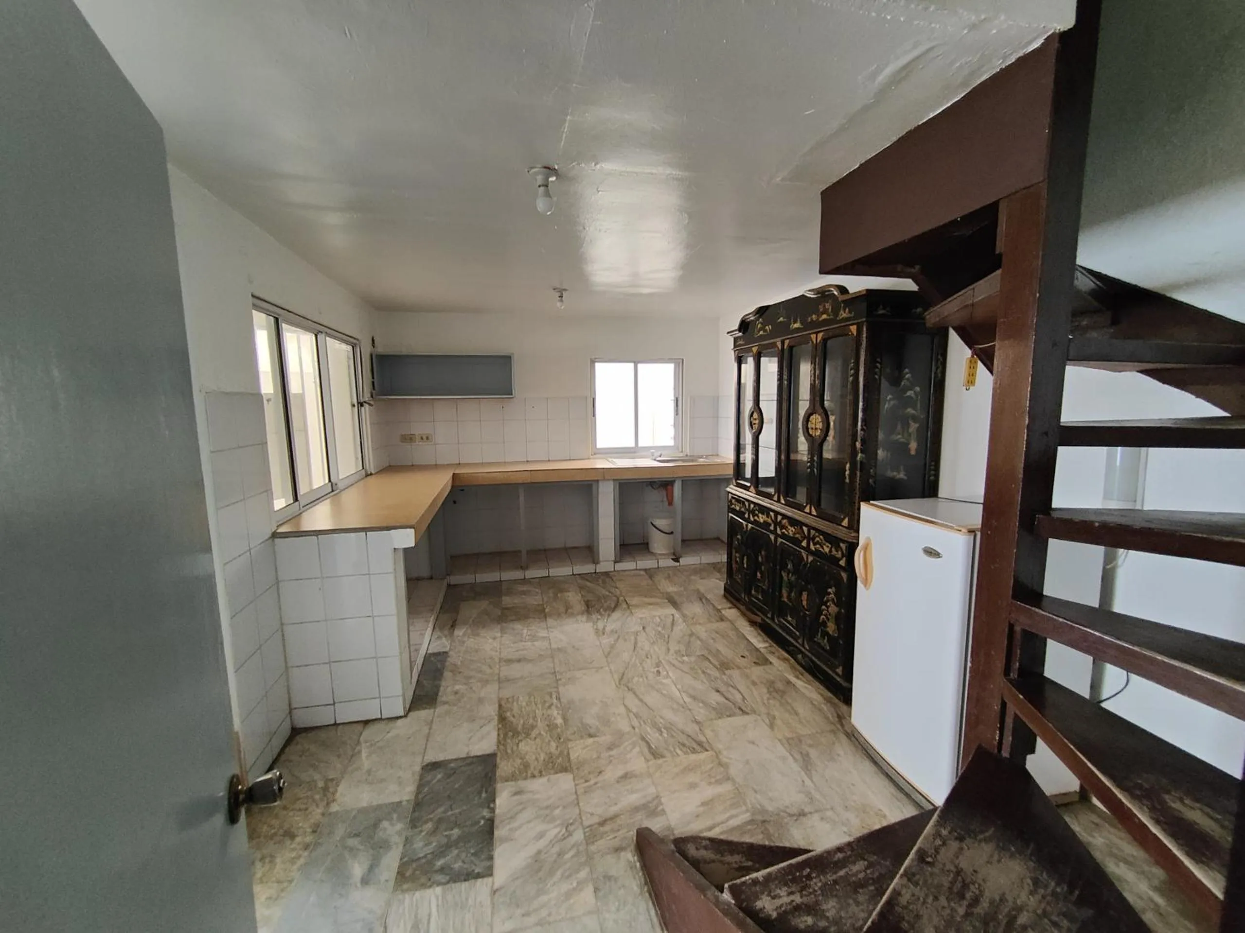 Kitchen or kitchenette in Ocean Bay Beach Resort