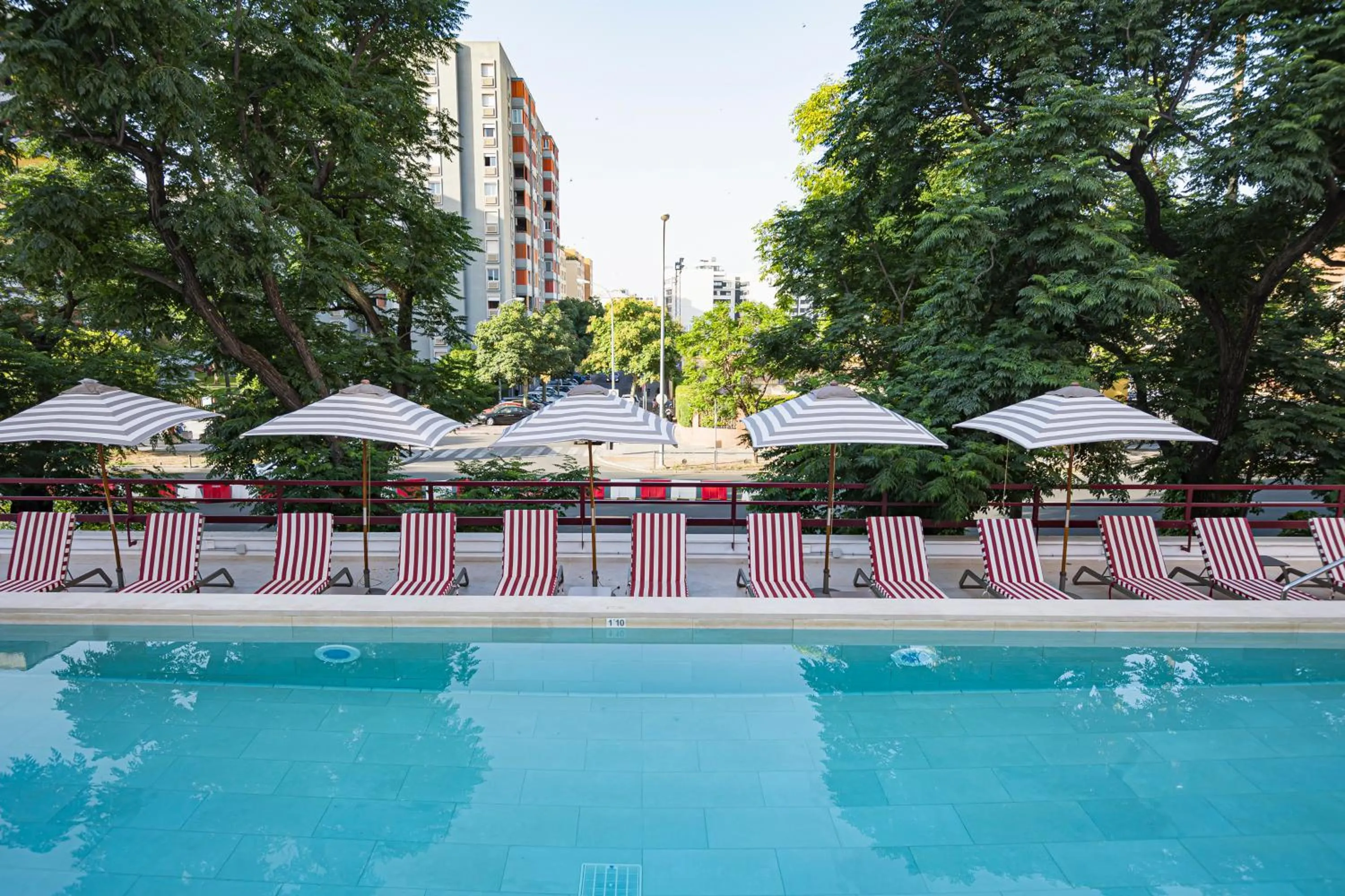 sunbed in Hesperia Sevilla