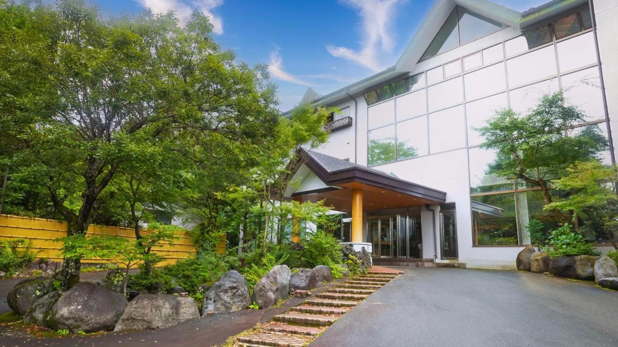 Property building in Fuji Yamanakako Hotel