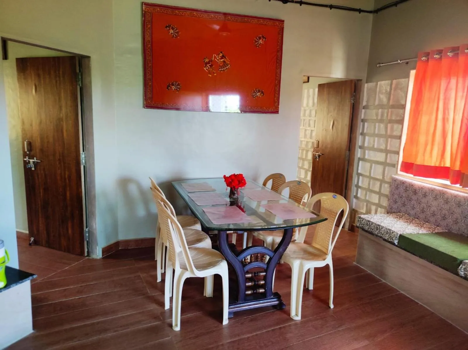 Dining area in Club Shandilya- Cheerful 3BR villa in Nature Lap