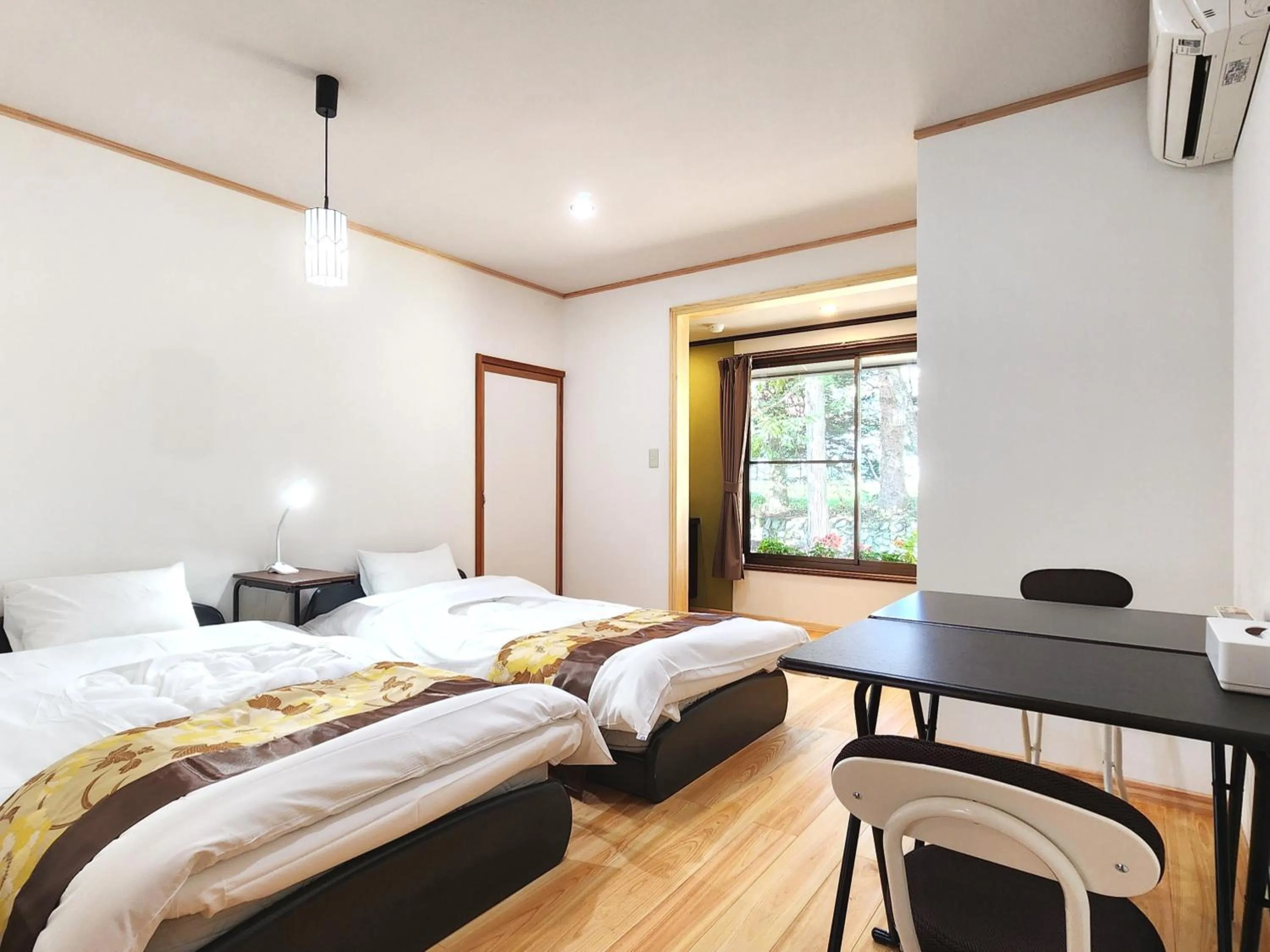 Bedroom, Bed in Guest Room Furusatomura Kogeikan