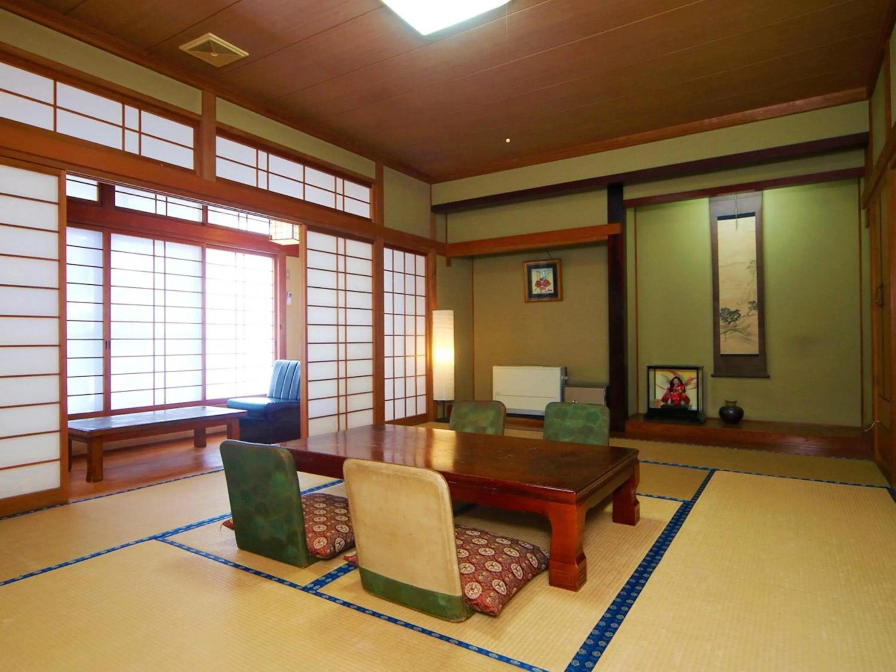 Photo of the whole room in Guest Room Furusatomura Kogeikan