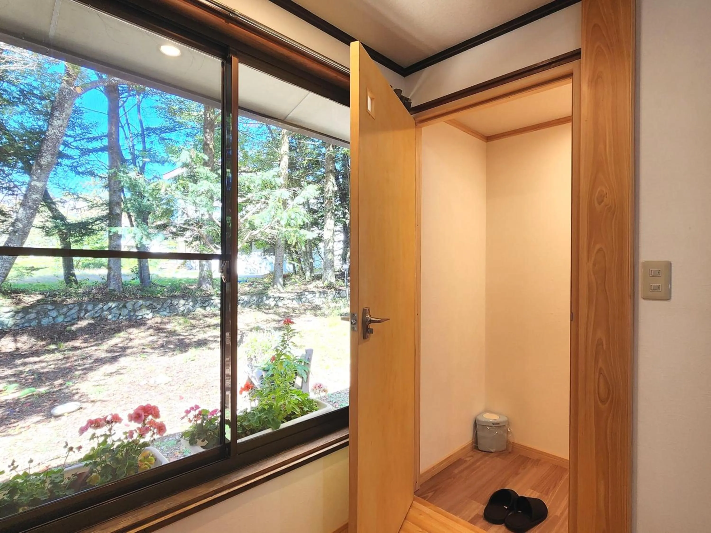 Toilet in Guest Room Furusatomura Kogeikan