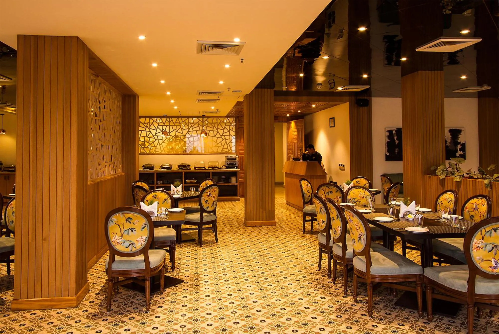 Restaurant/places to eat in Rosetum Kasauli