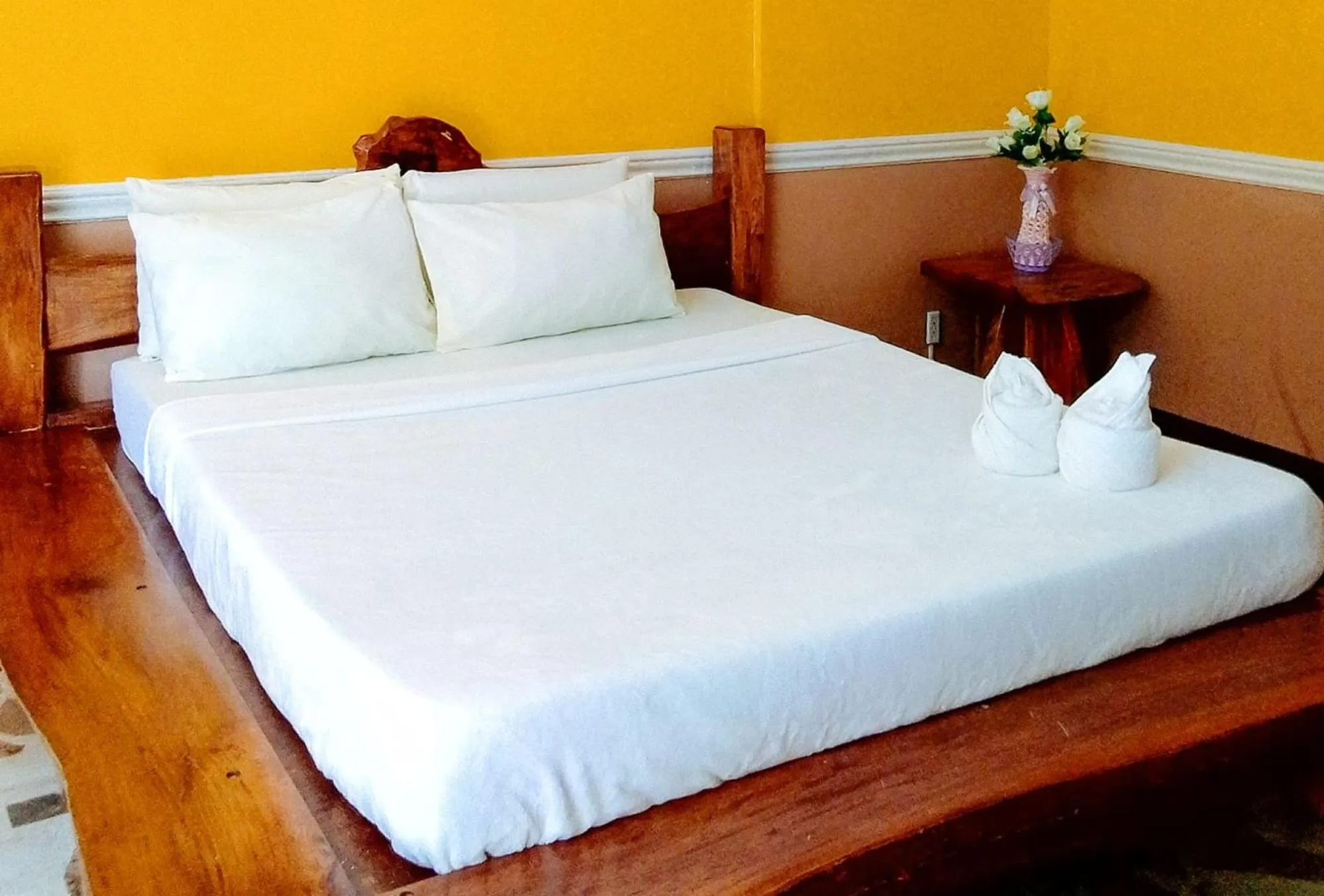 Bed in La Vista Pansol Resort Complex by RedDoorz