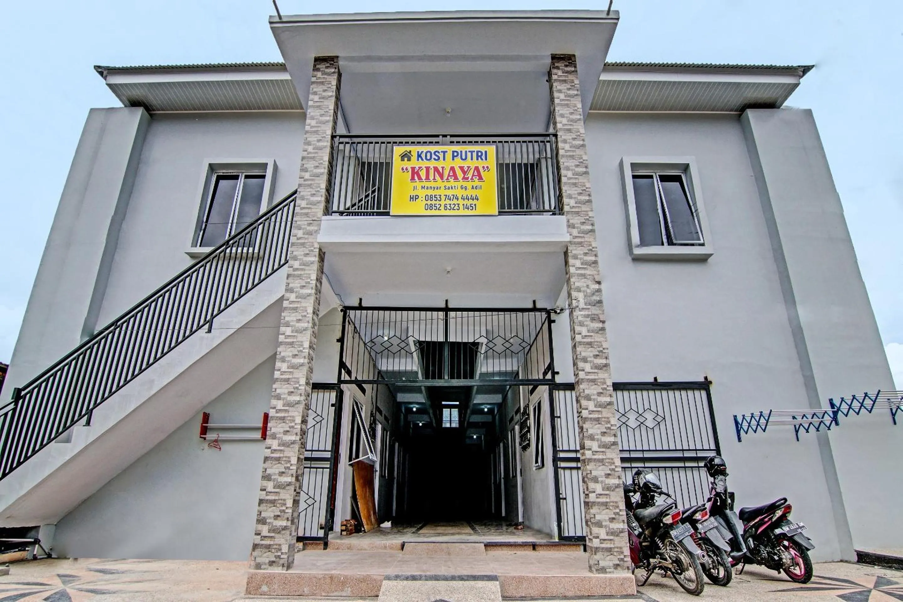Facade/entrance in Hotel O Rumah Singgah Kinaya Syariah