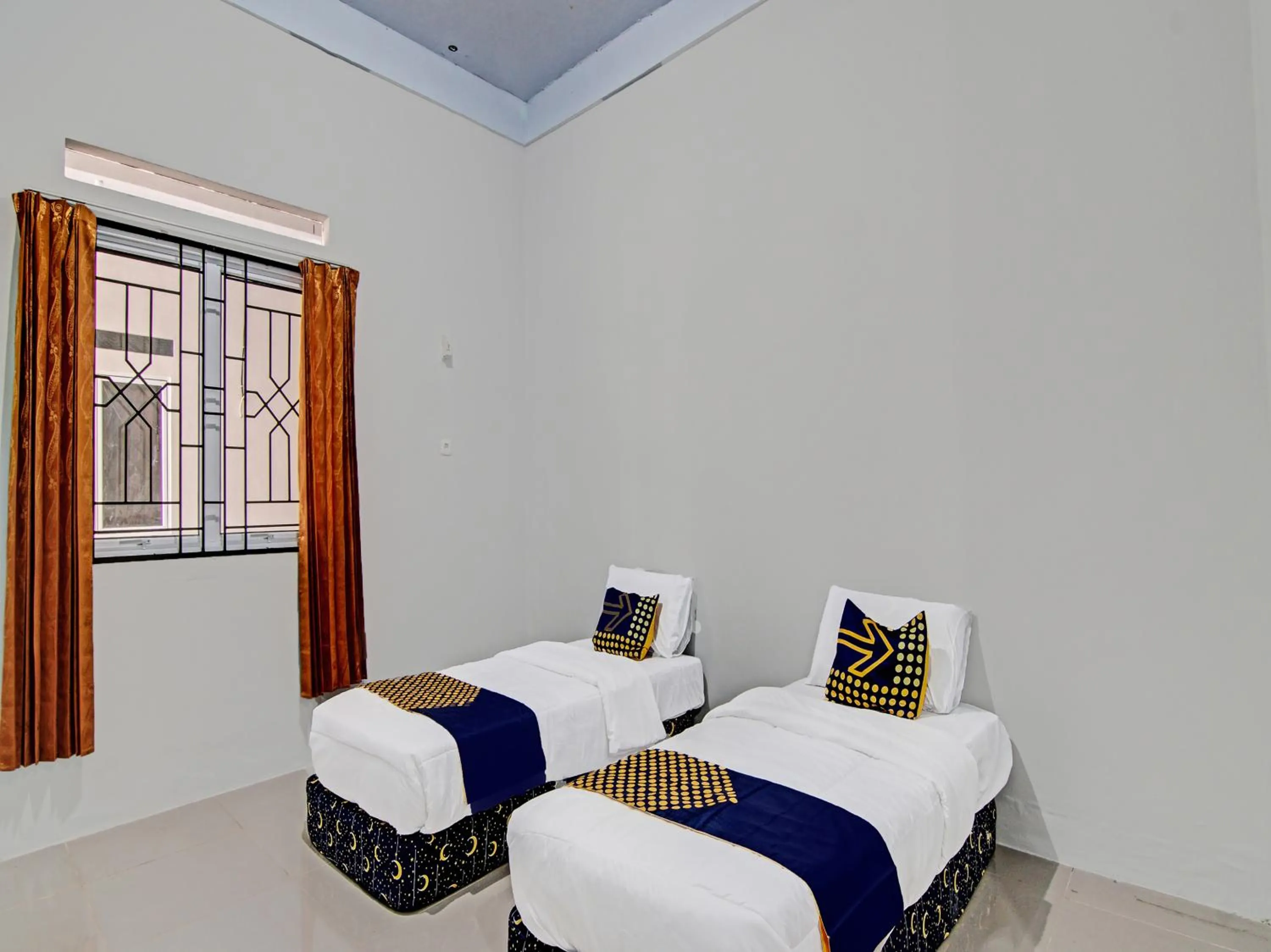 Hotel O Rumah Singgah Kinaya Syariah