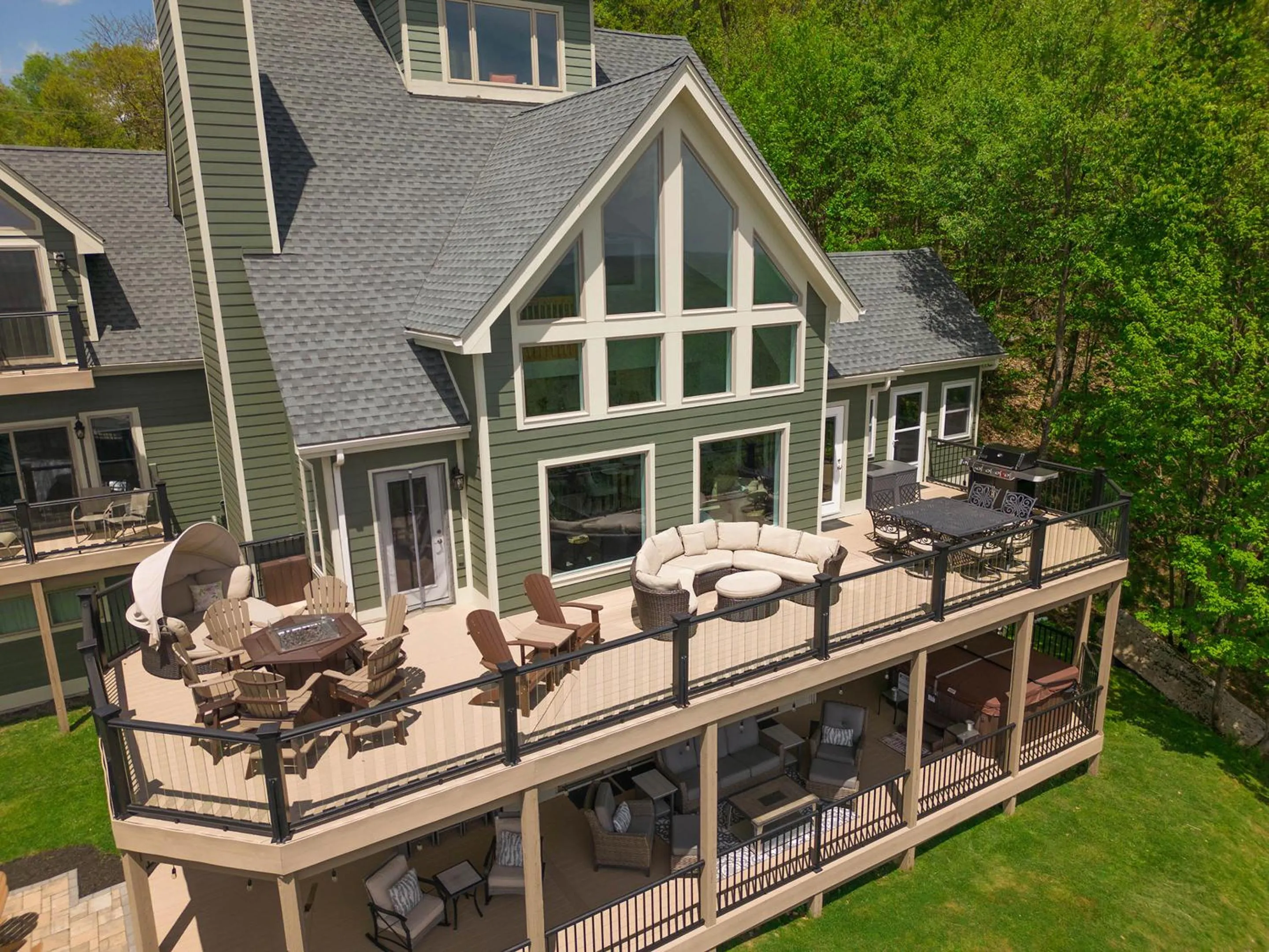 Property building in La Bella Vita